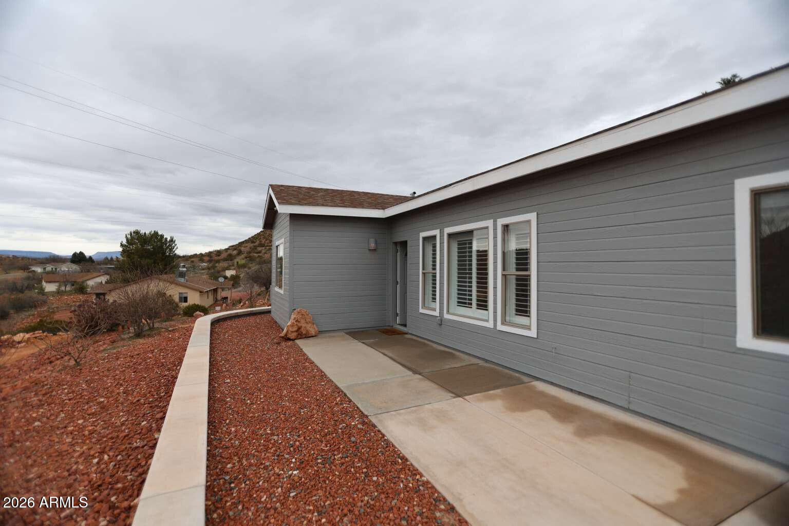 AN IRREG M&B PTN N2SW4 SW PCL COR APPROX 1295'E & 520'N OF SW COR N2SW4 SEC 15-15-4E CONT 2.67AC - Residential