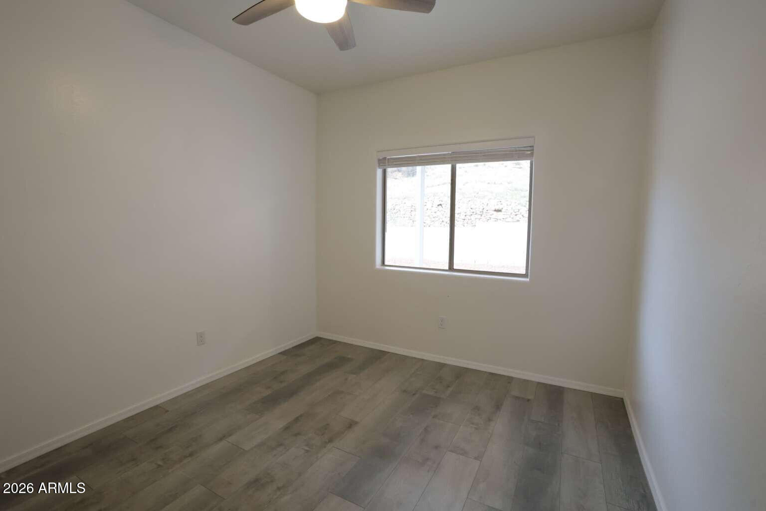 AN IRREG M&B PTN N2SW4 SW PCL COR APPROX 1295'E & 520'N OF SW COR N2SW4 SEC 15-15-4E CONT 2.67AC - Residential