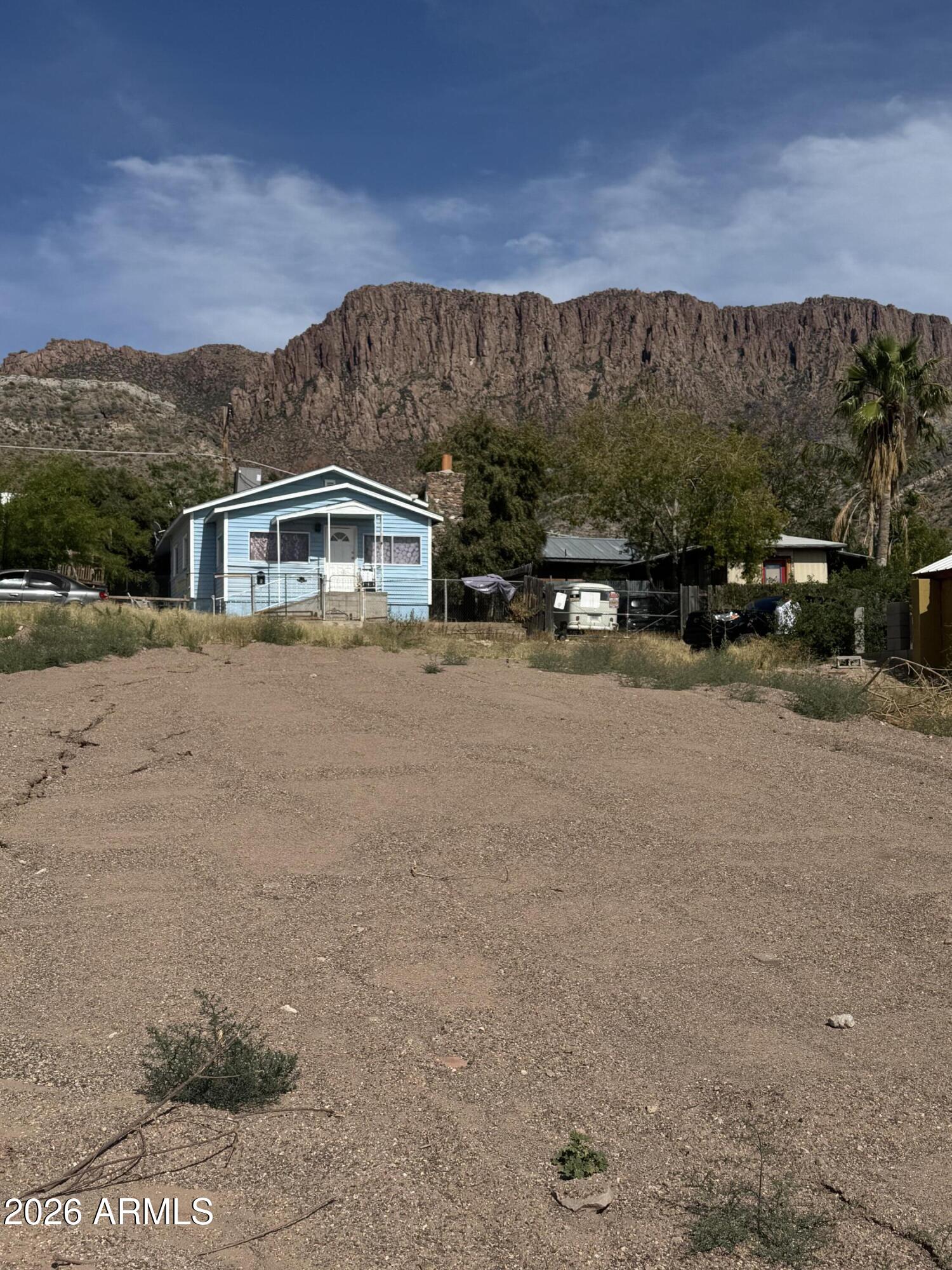 SUPERIOR TOWNSITE - Land