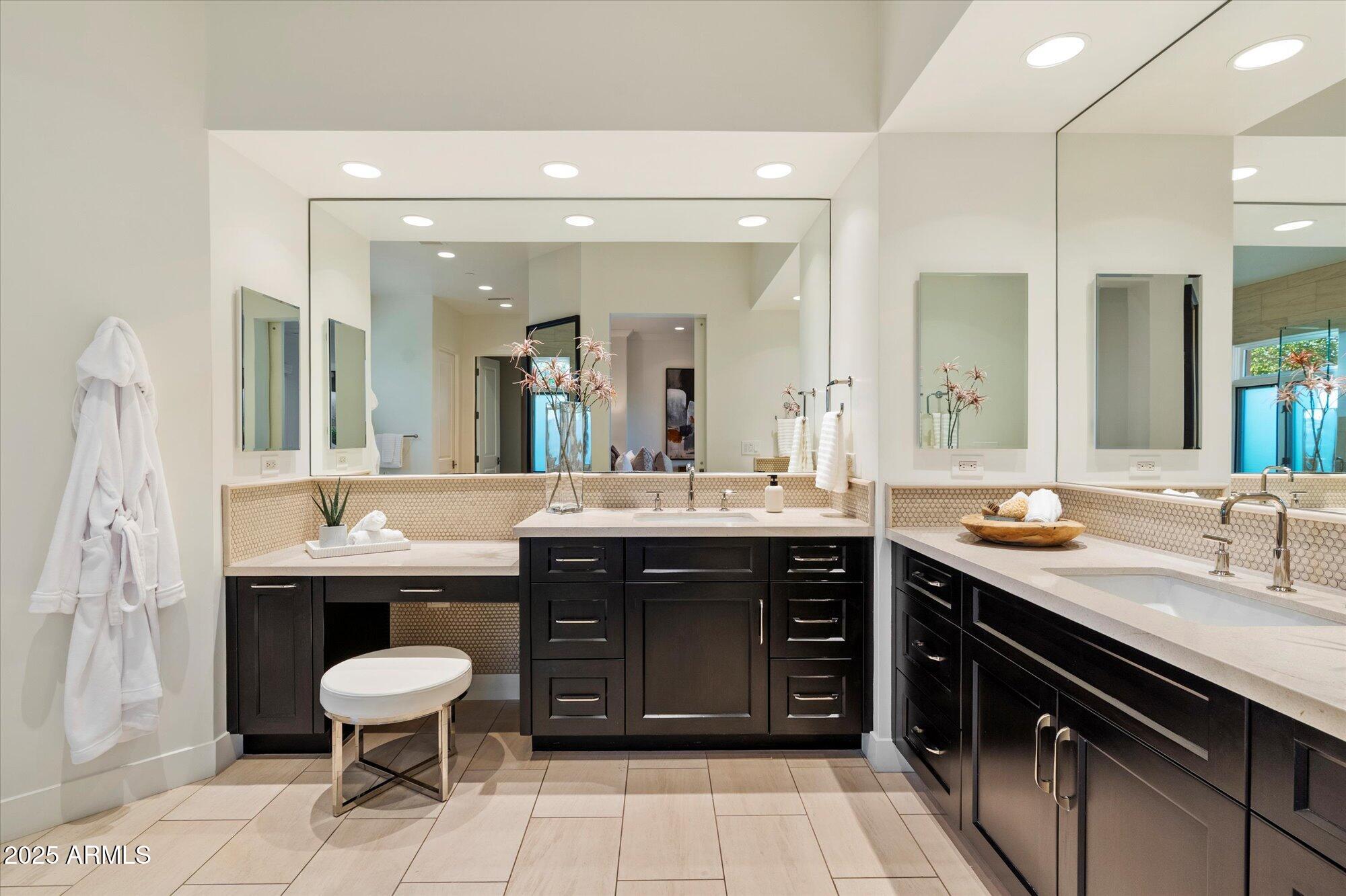 PARADISE RESERVE REPLAT - Residential