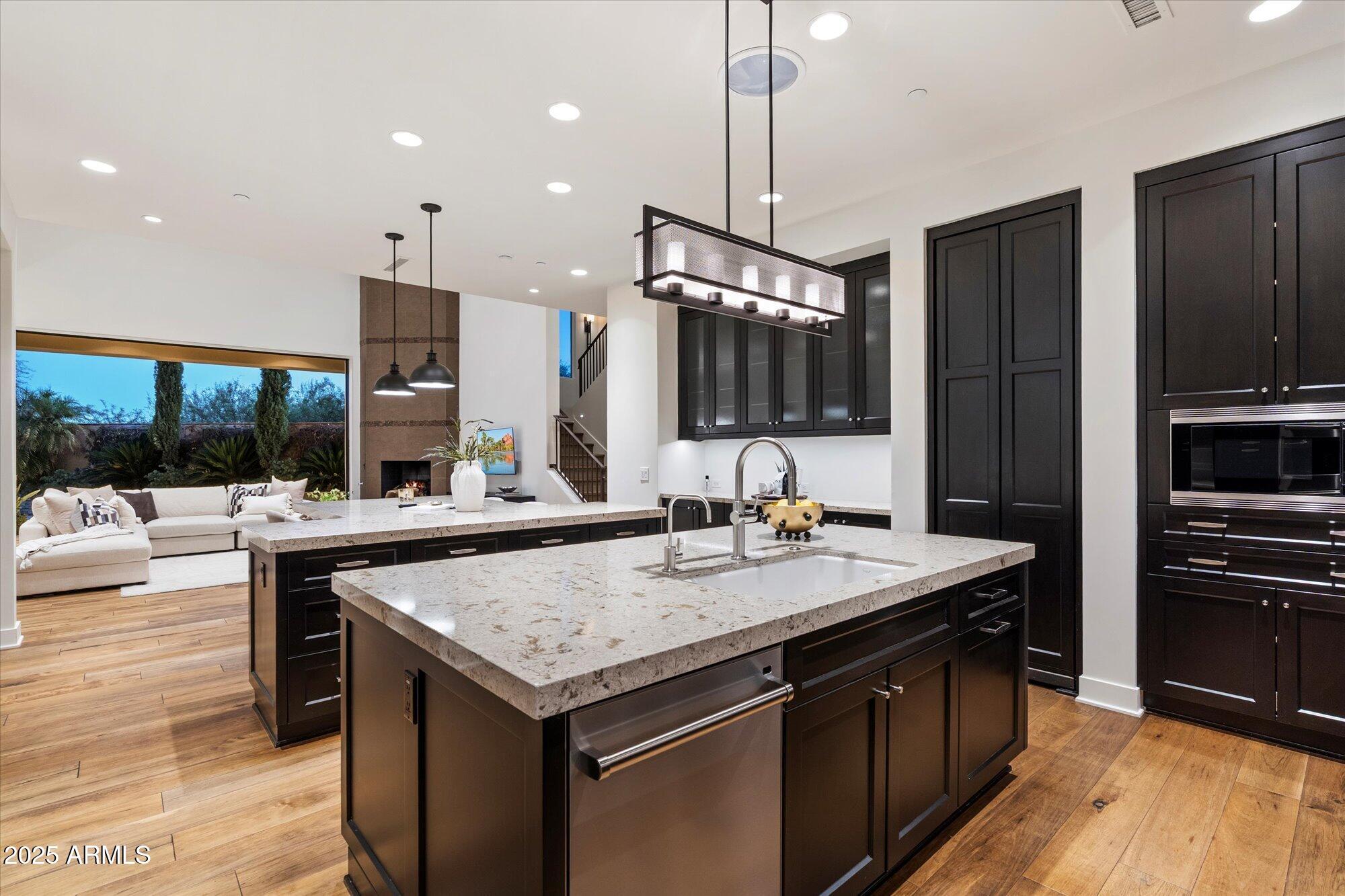 PARADISE RESERVE REPLAT - Residential