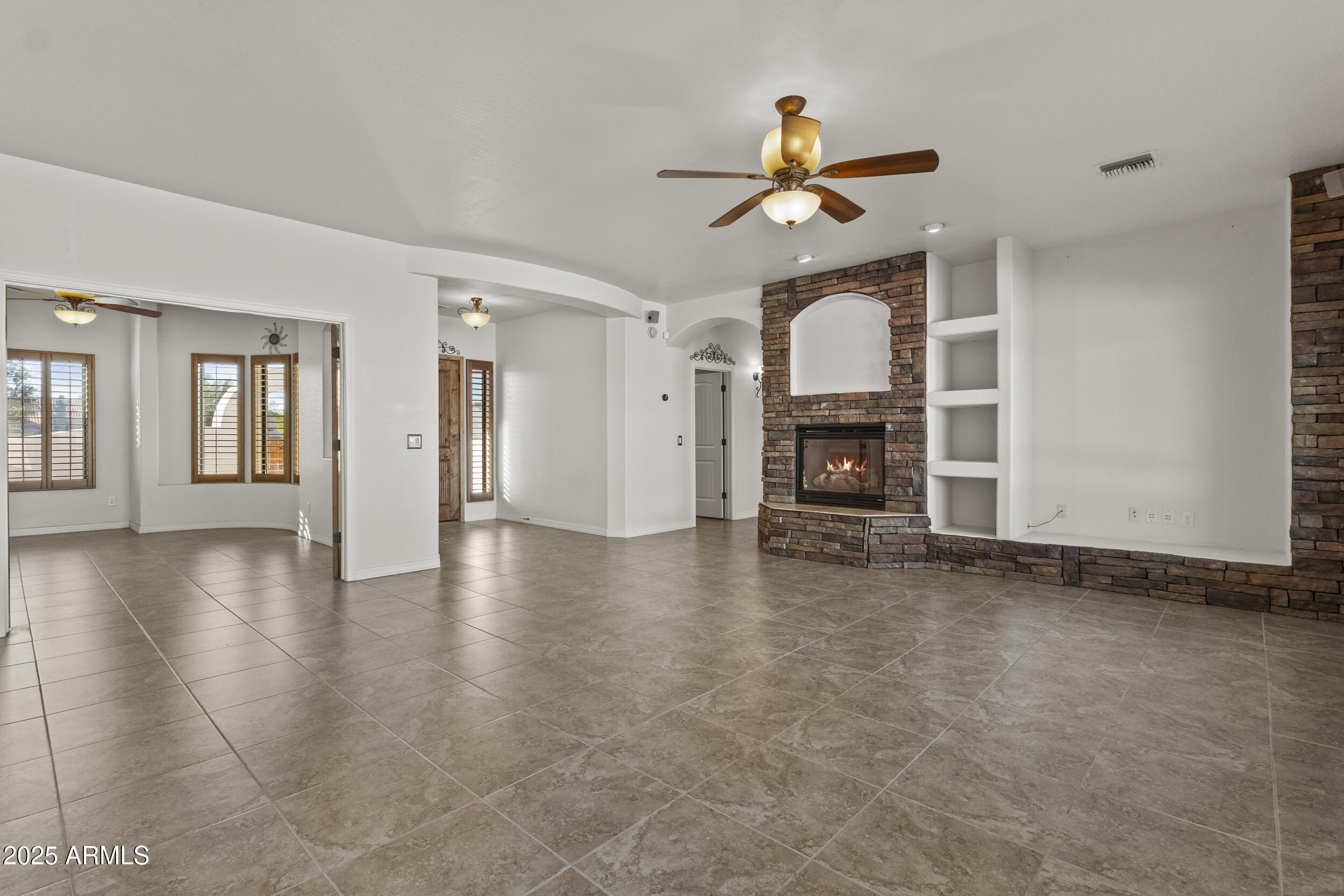 DESERT VIEWS UNIT 2 PHASE I - Residential