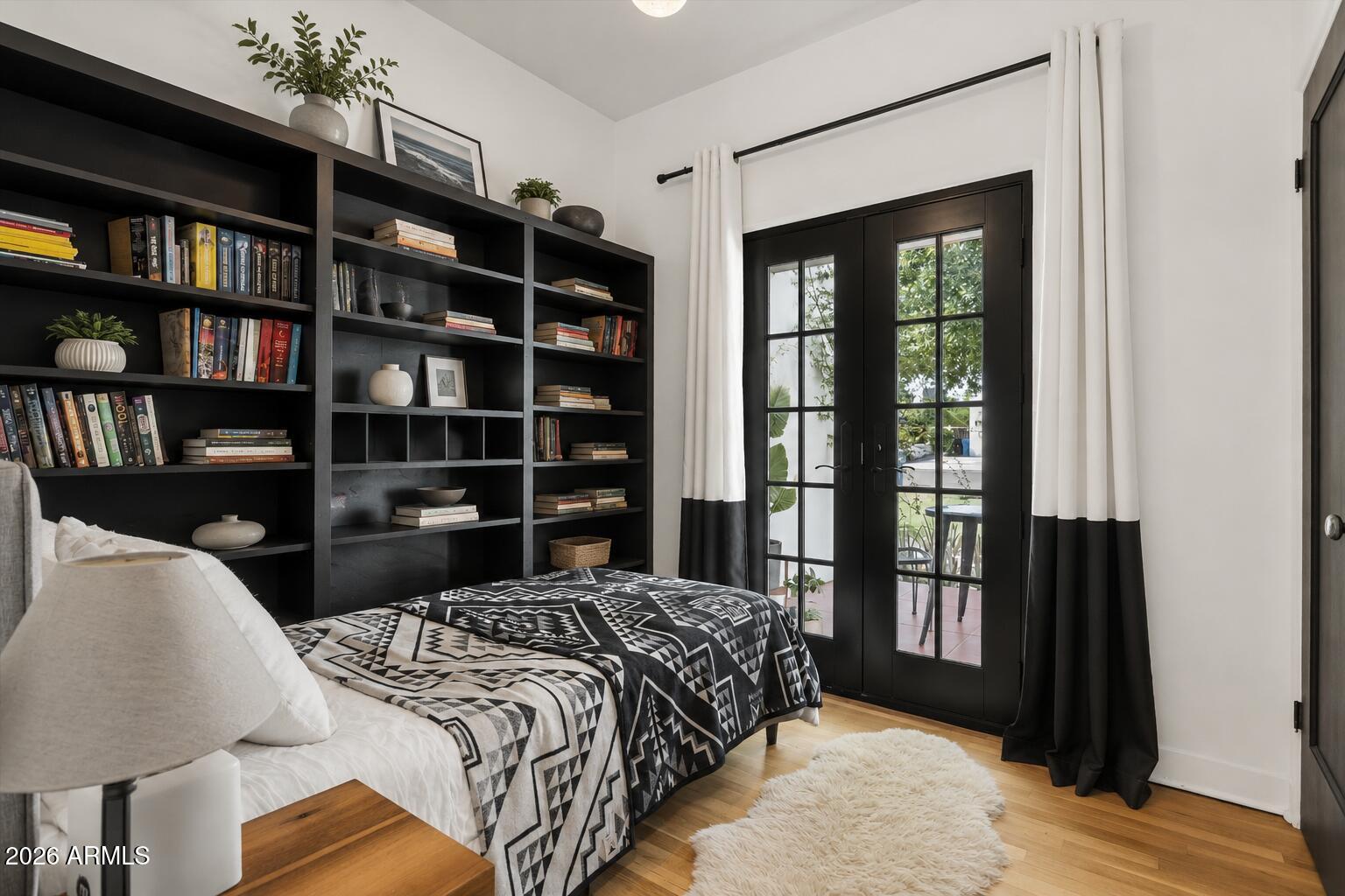 WINDSOR SQUARE BLOCK 2 LOTS 1 THRU 31 - Residential