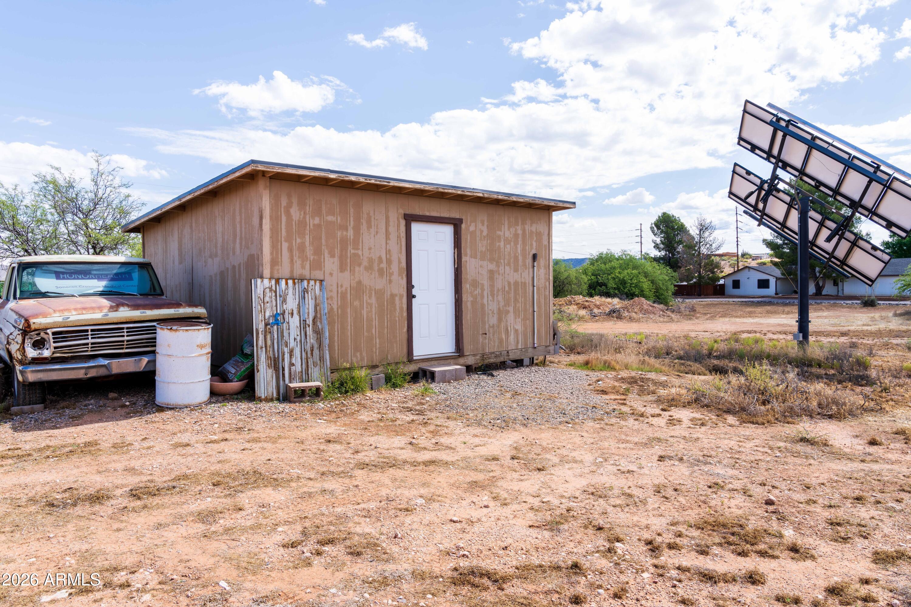 Under 5 Acres - Residential