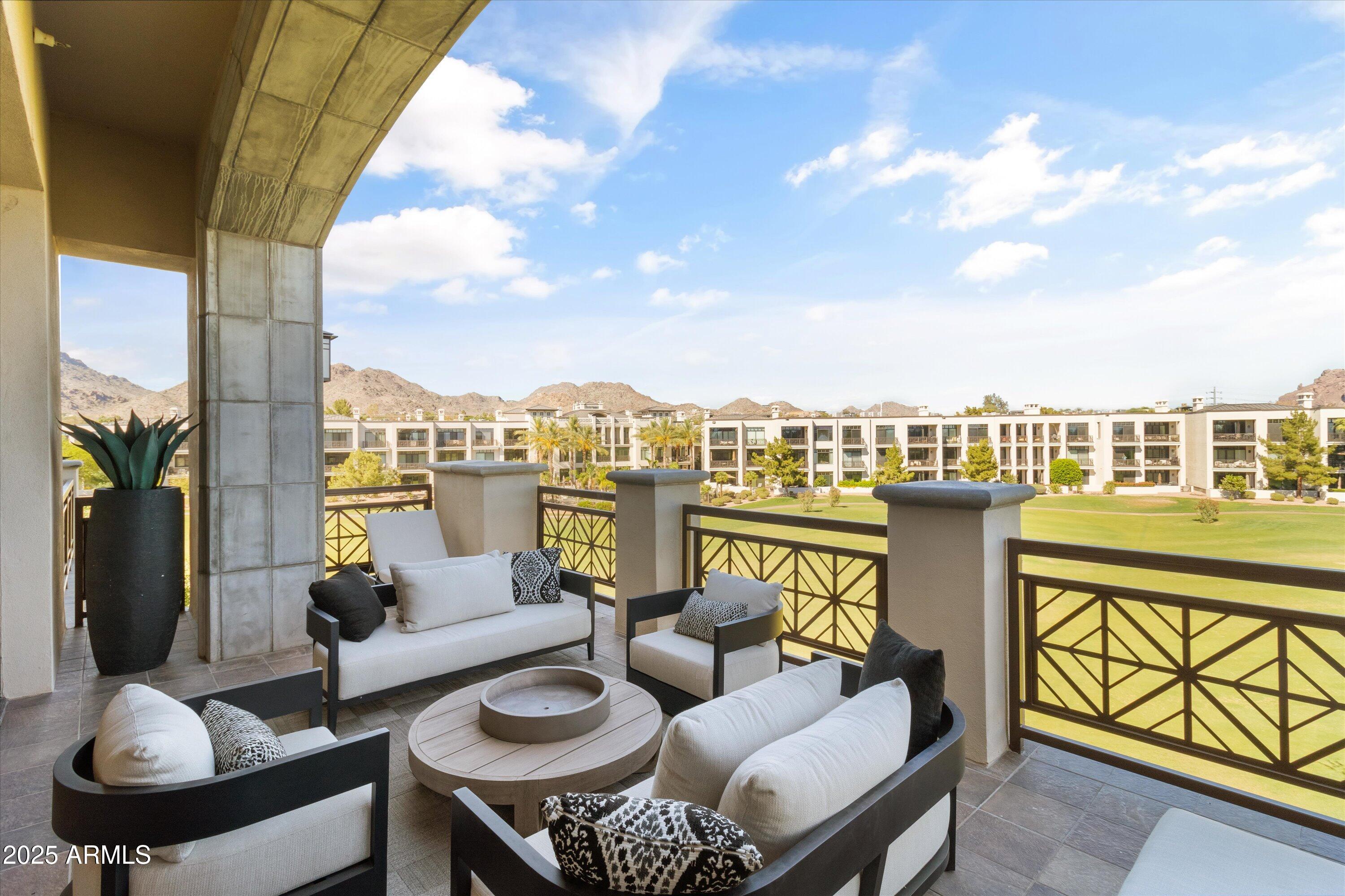 TWO BILTMORE ESTATES 2ND AMD - Residential