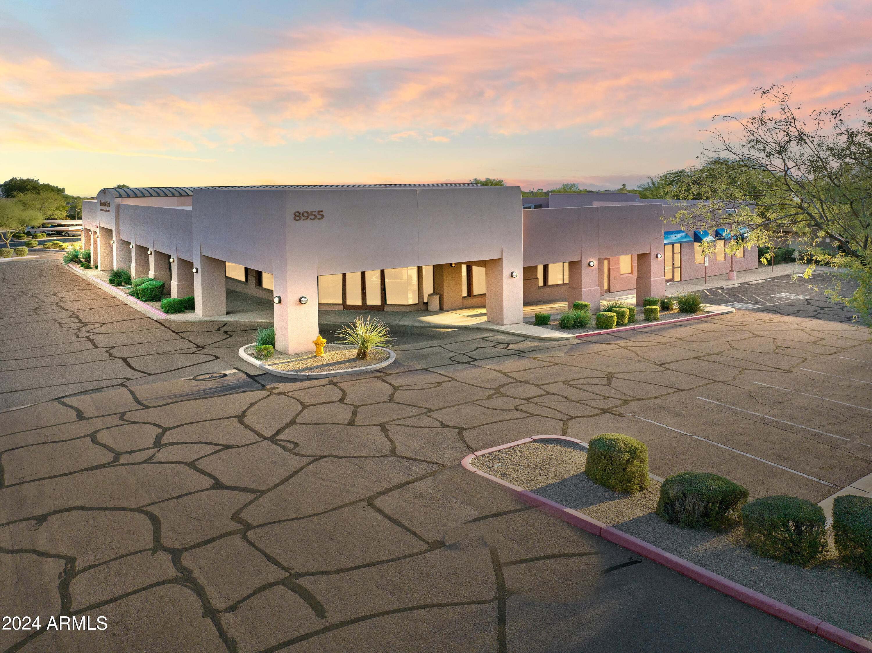 DESERT VILLAGE SHOPPING CENTER - Commercial Sale