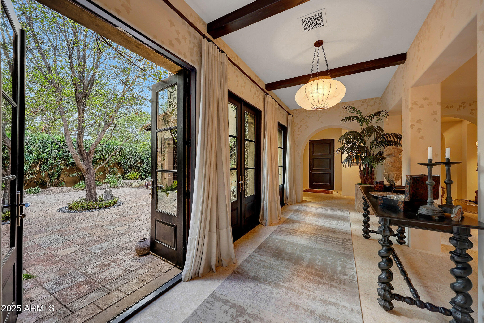 MONTELUCIA - Residential