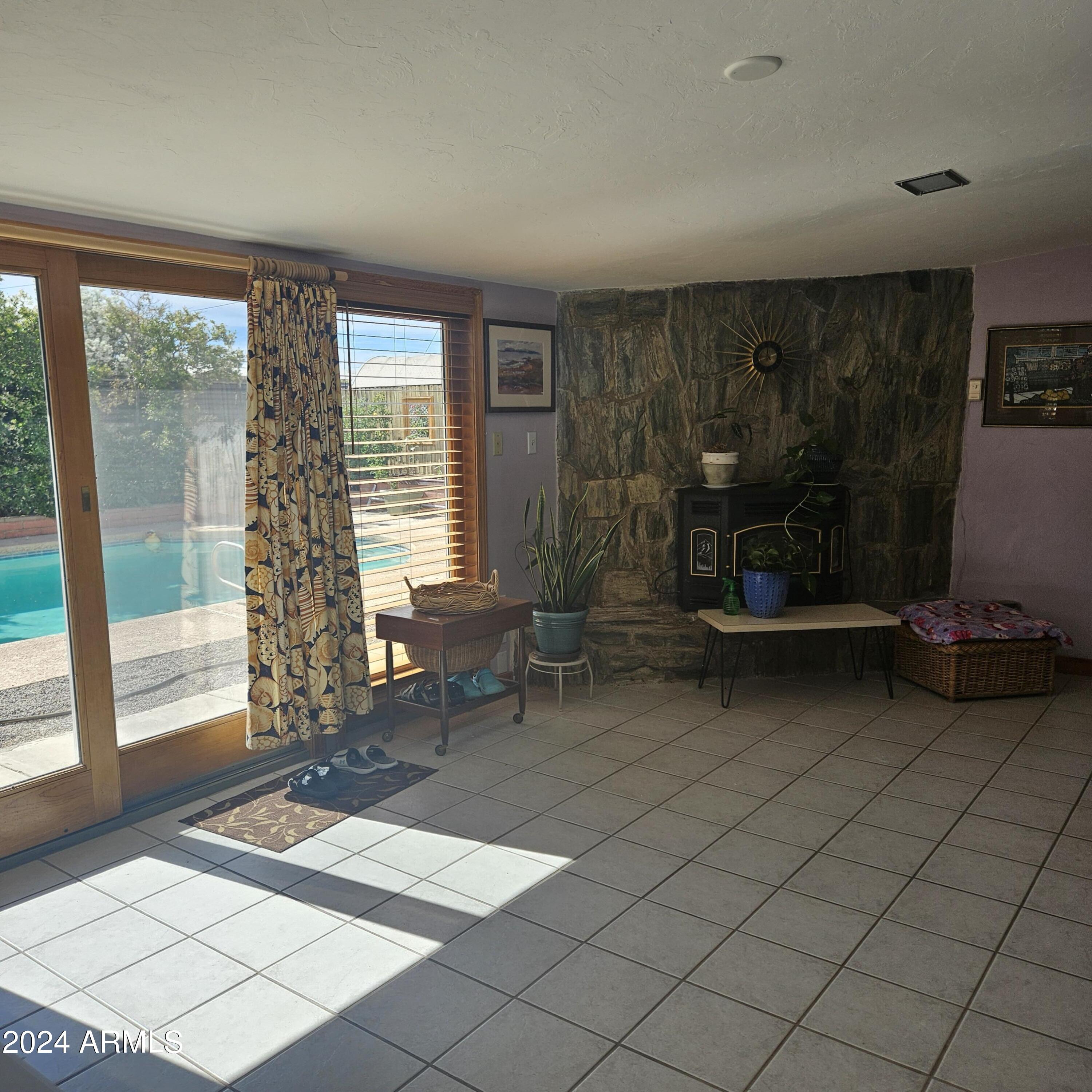 GARDEN CANYON HEIGHTS - Residential