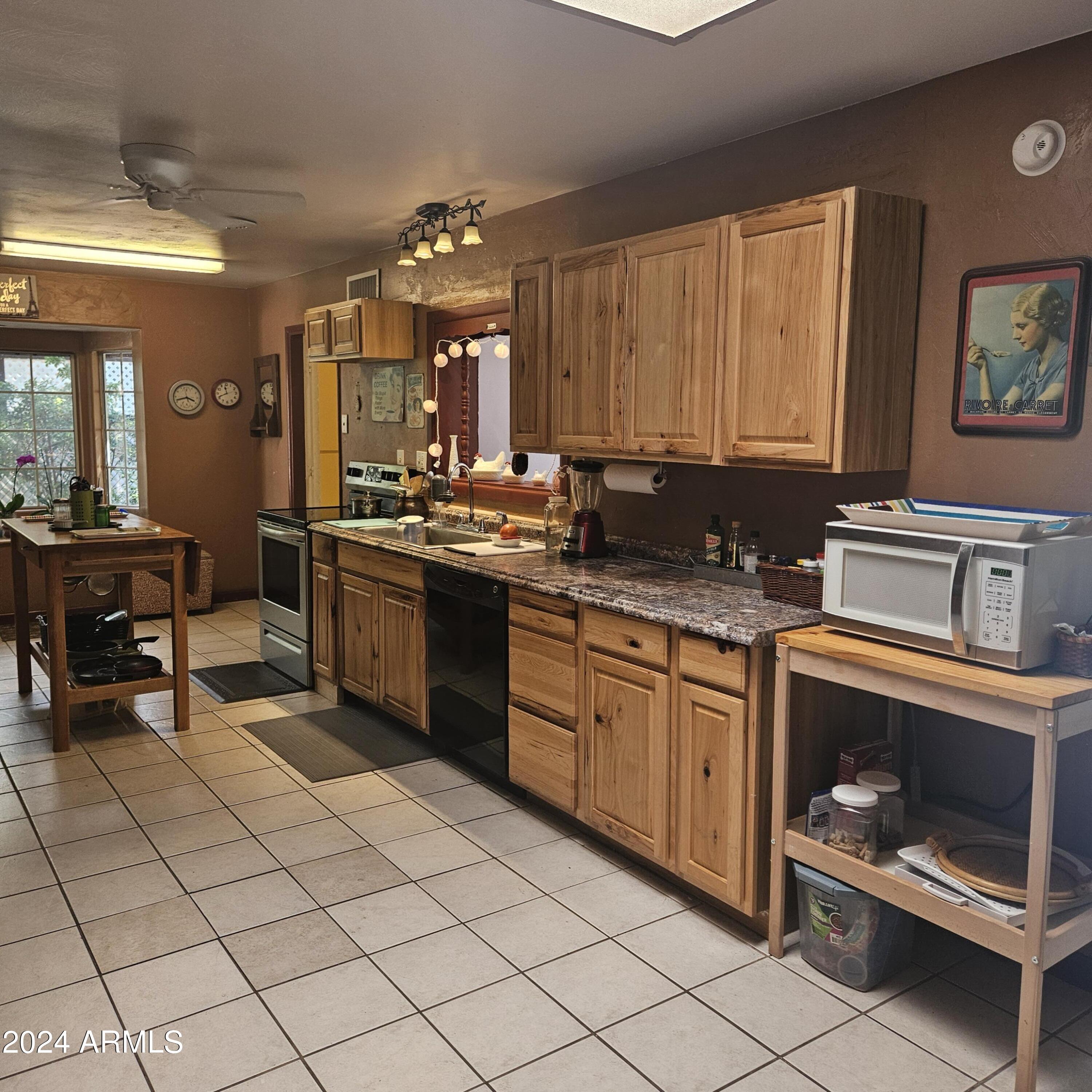 GARDEN CANYON HEIGHTS - Residential