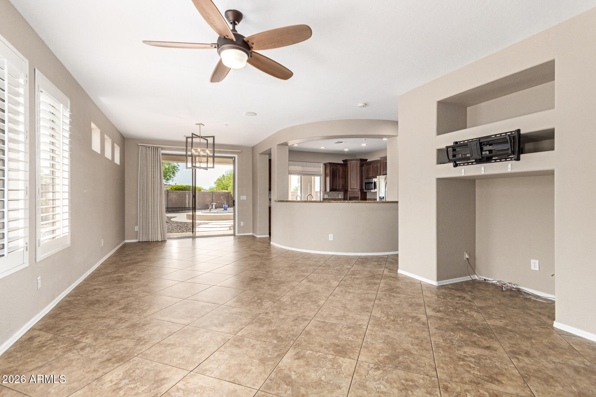 ANTHEM COUNTRY CLUB - Residential