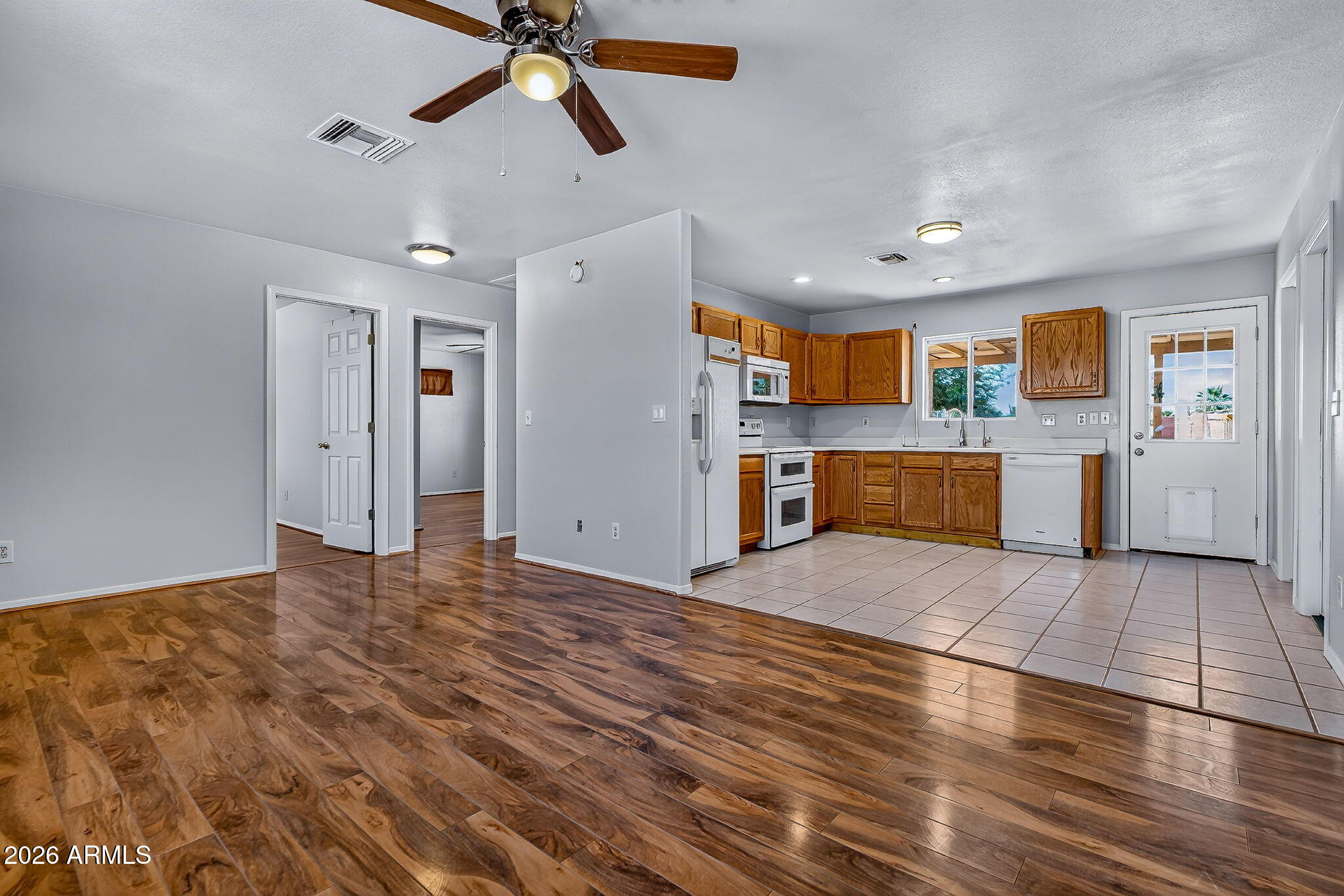 ARIZONA CITY - Residential
