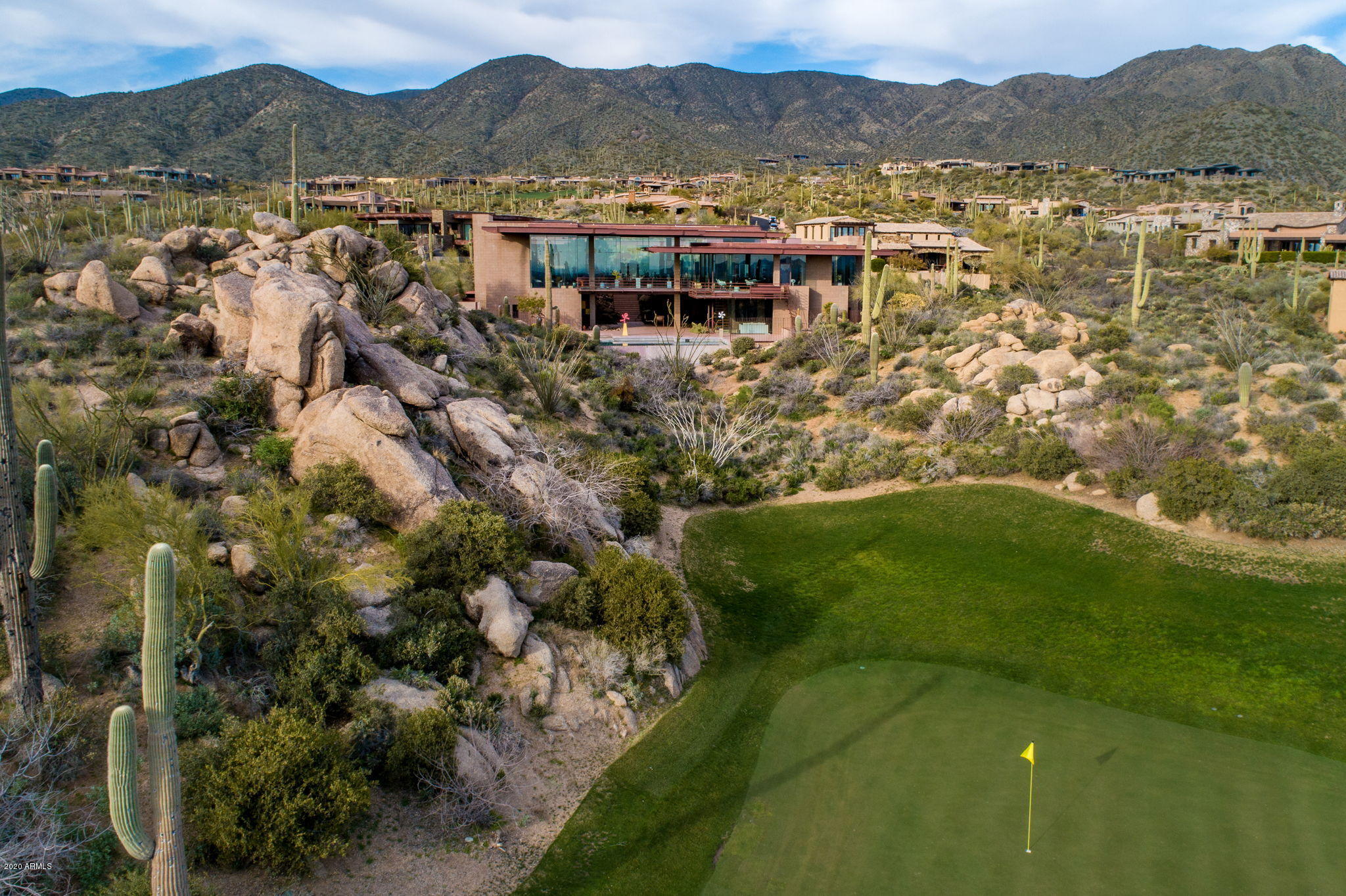 DESERT MOUNTAIN - Residential