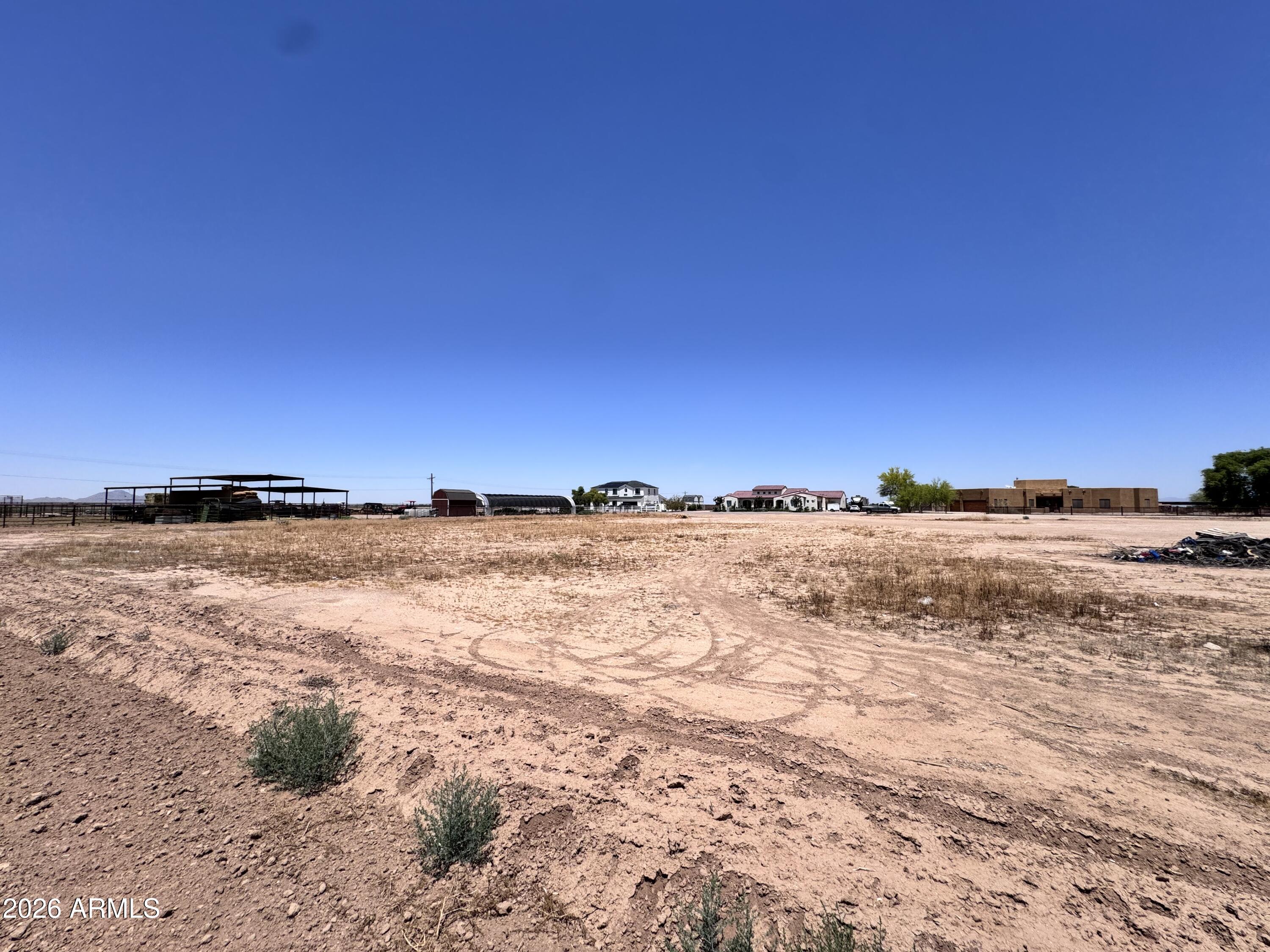 COM @ W1/4 COR SECTION 31-5S-9E TH N-680.89 TH S89 - Land