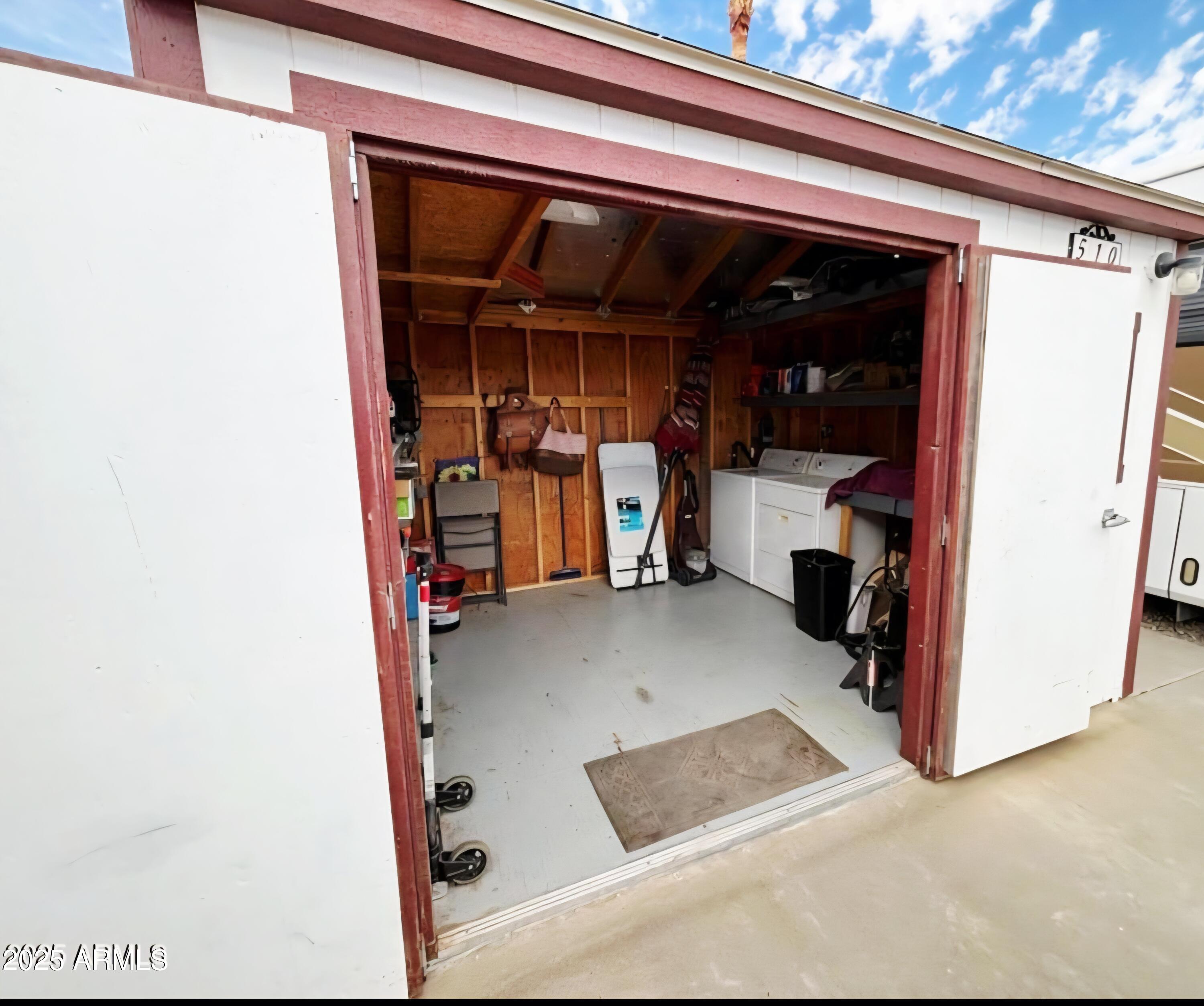 TIERRA DEL SOL RV RESORT - Land