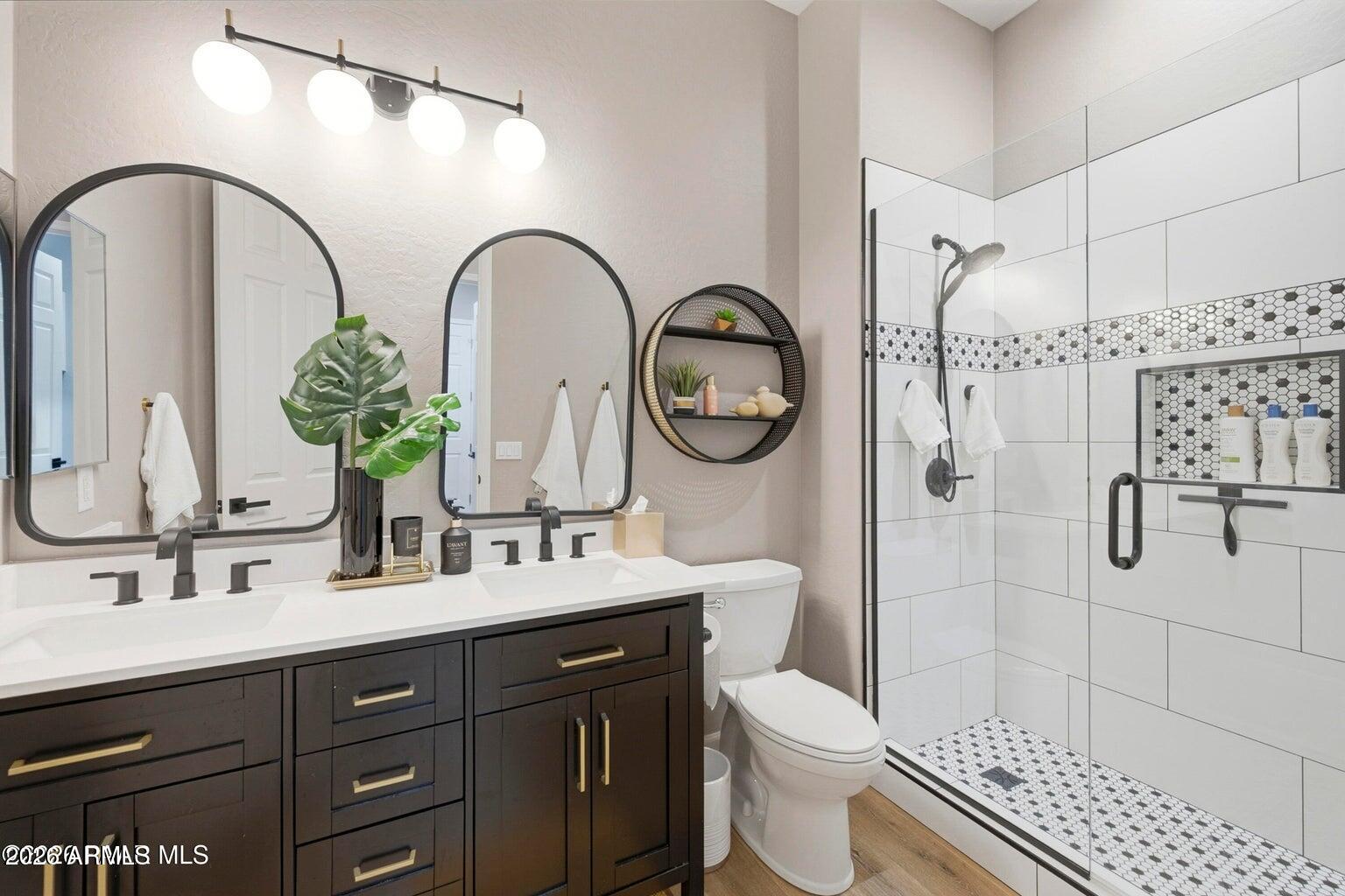 STONERIDGE 5 - Residential