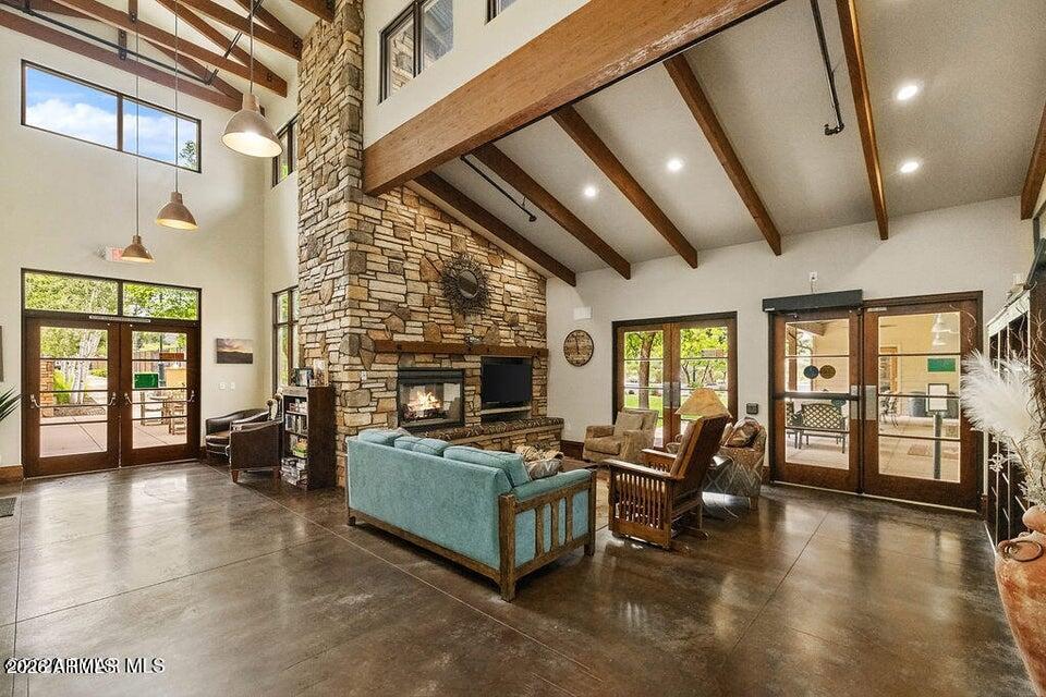 STONERIDGE 5 - Residential