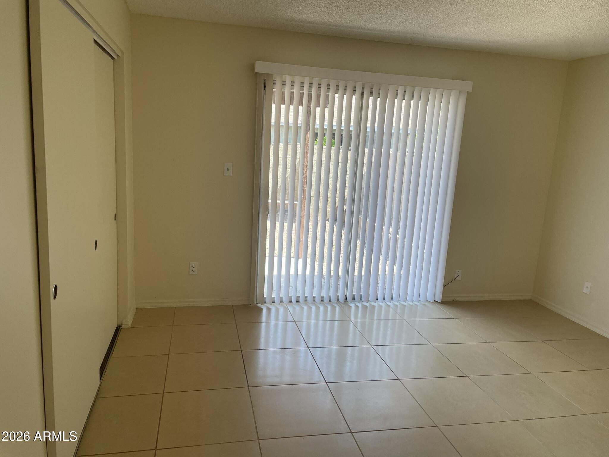 KNOELL VILLA SOLANO - Residential Lease