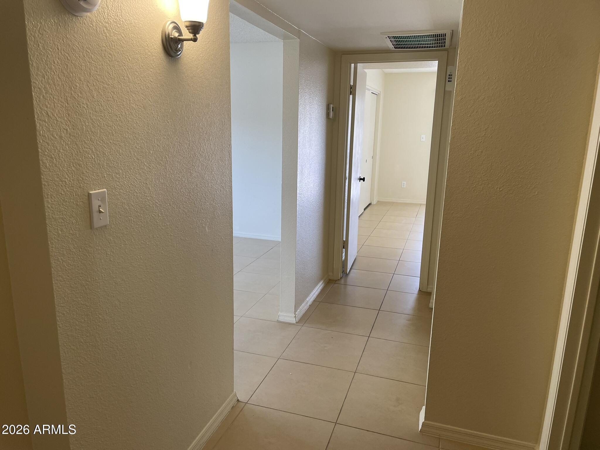 KNOELL VILLA SOLANO - Residential Lease