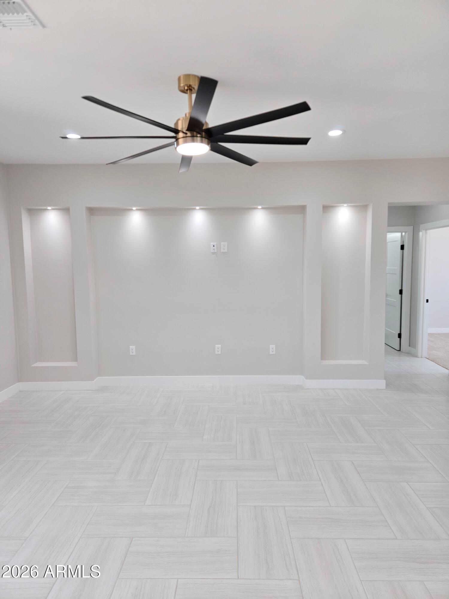 HORSESHOE TRAILS PHASE 2 - Residential