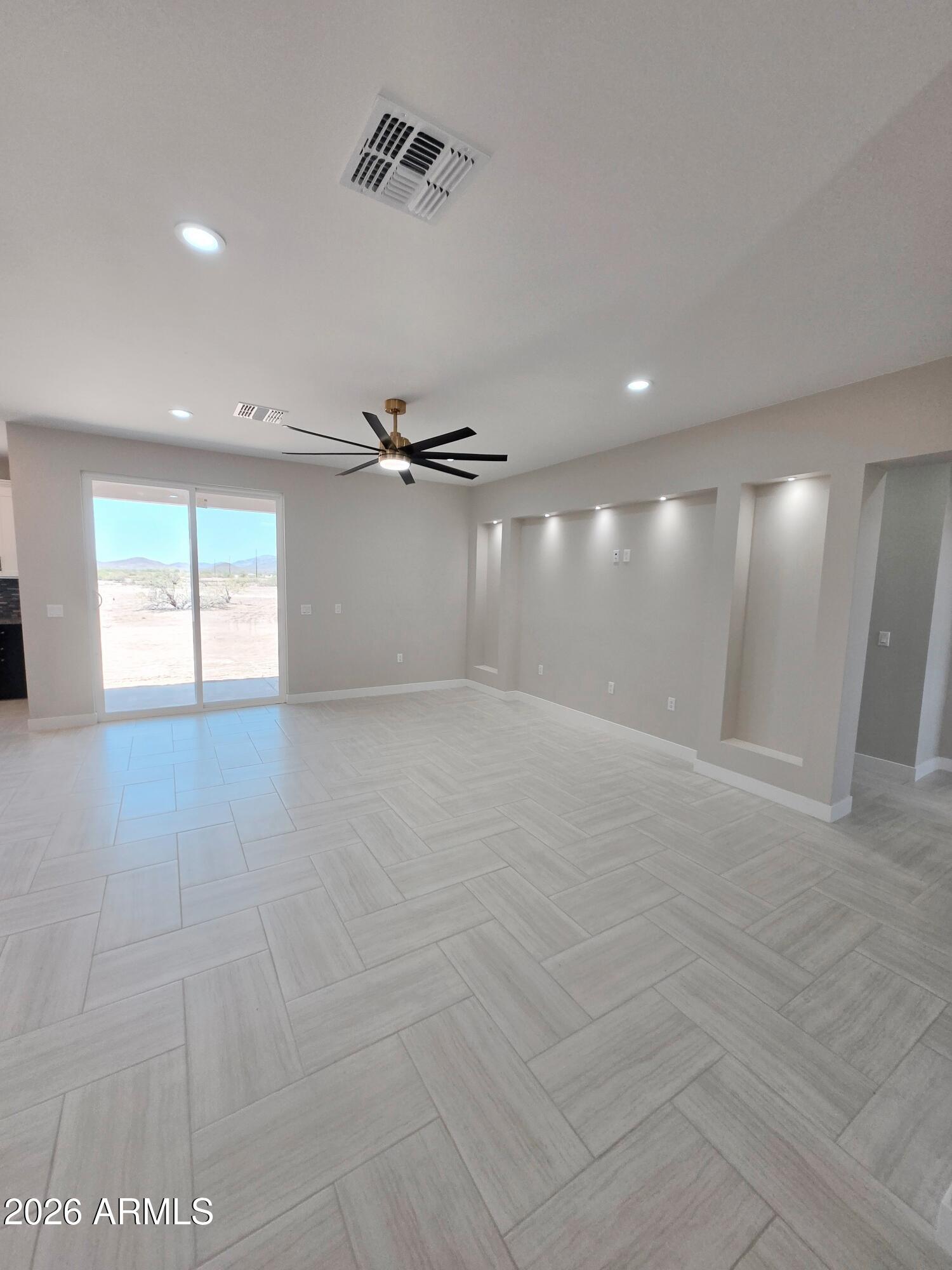 HORSESHOE TRAILS PHASE 2 - Residential