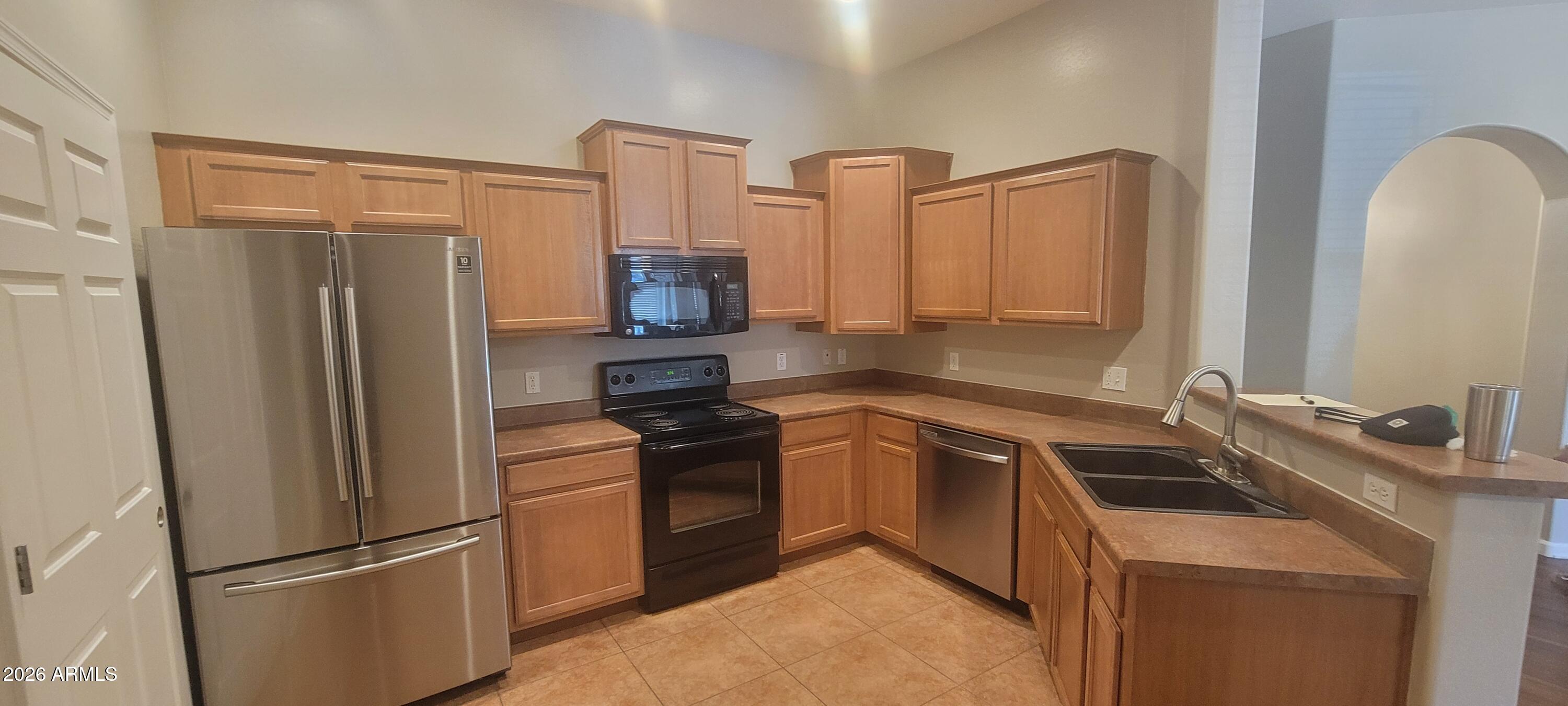 PARK PLACE CONDOMINIUM AMD - Residential Lease