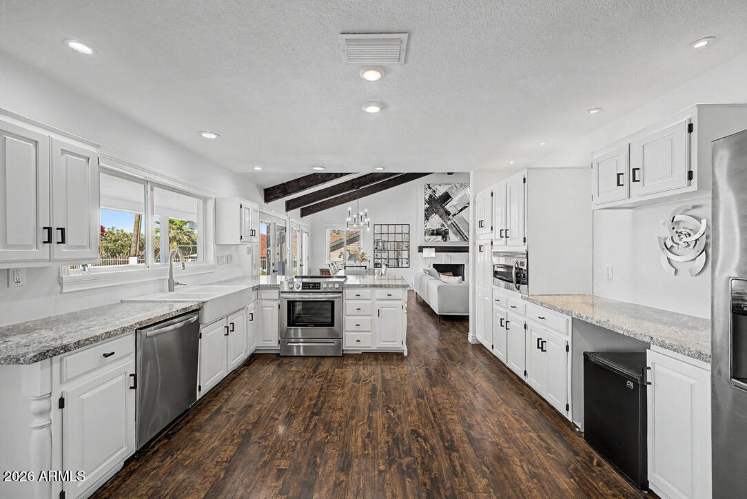 FOUNTAIN HILLS 605-A LT 24 BK 1 LT 1415 BLK 2 - Residential