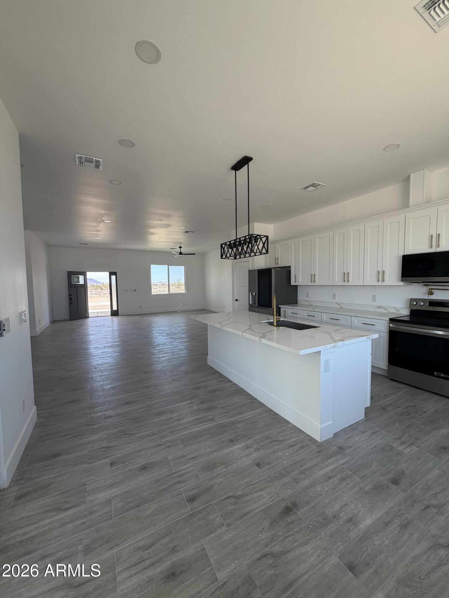 WEST PHOENIX ESTATES UNIT 5 - Residential