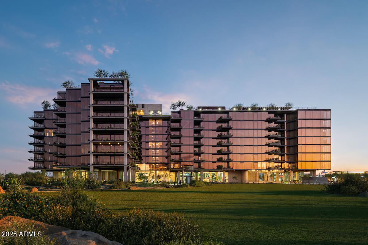 OPTIMA MCDOWELL MOUNTAIN VILLAGE CONDOMINIUM - Residential