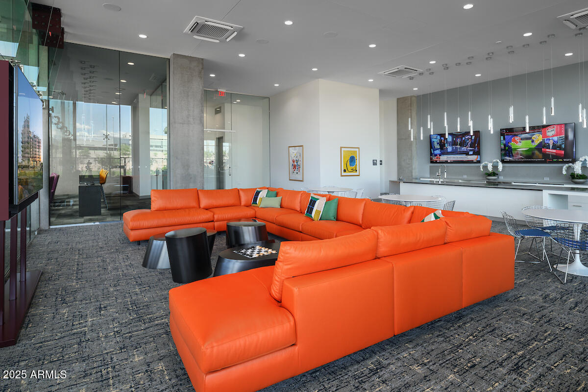 OPTIMA MCDOWELL MOUNTAIN VILLAGE CONDOMINIUM - Residential