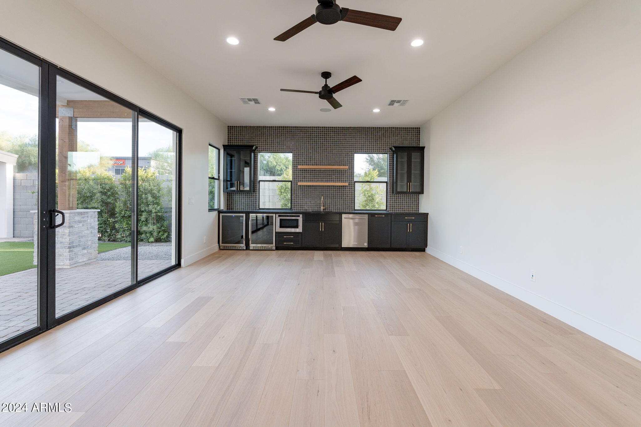 RAY ROAD & 154TH PLACE - Residential