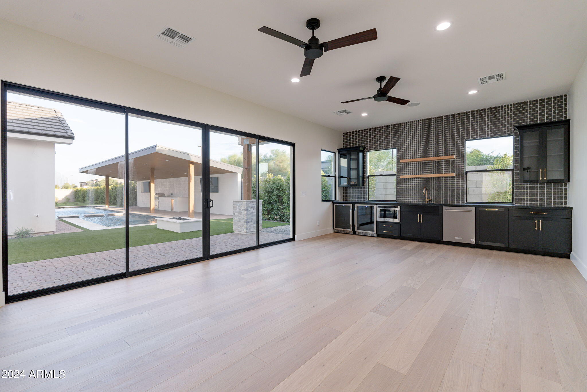 RAY ROAD & 154TH PLACE - Residential