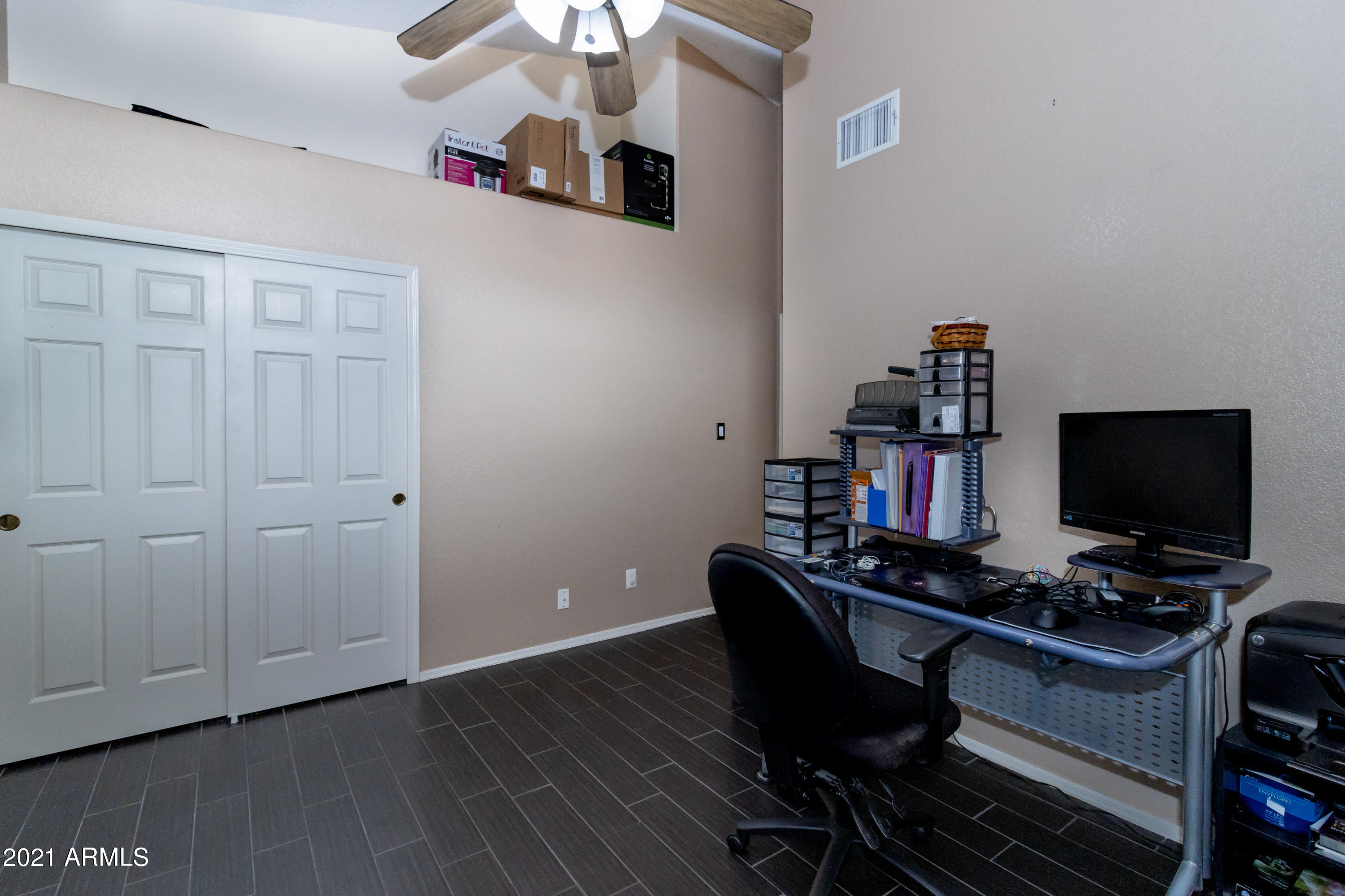 SHADOW RIDGE - Residential