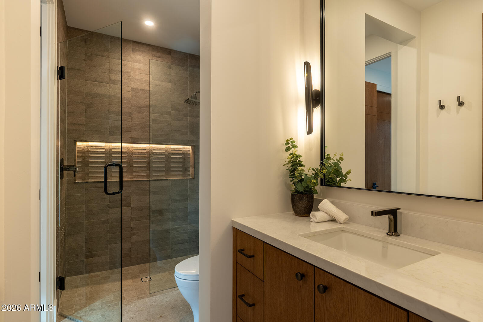 CAMELBACK PARK ESTATES - Residential