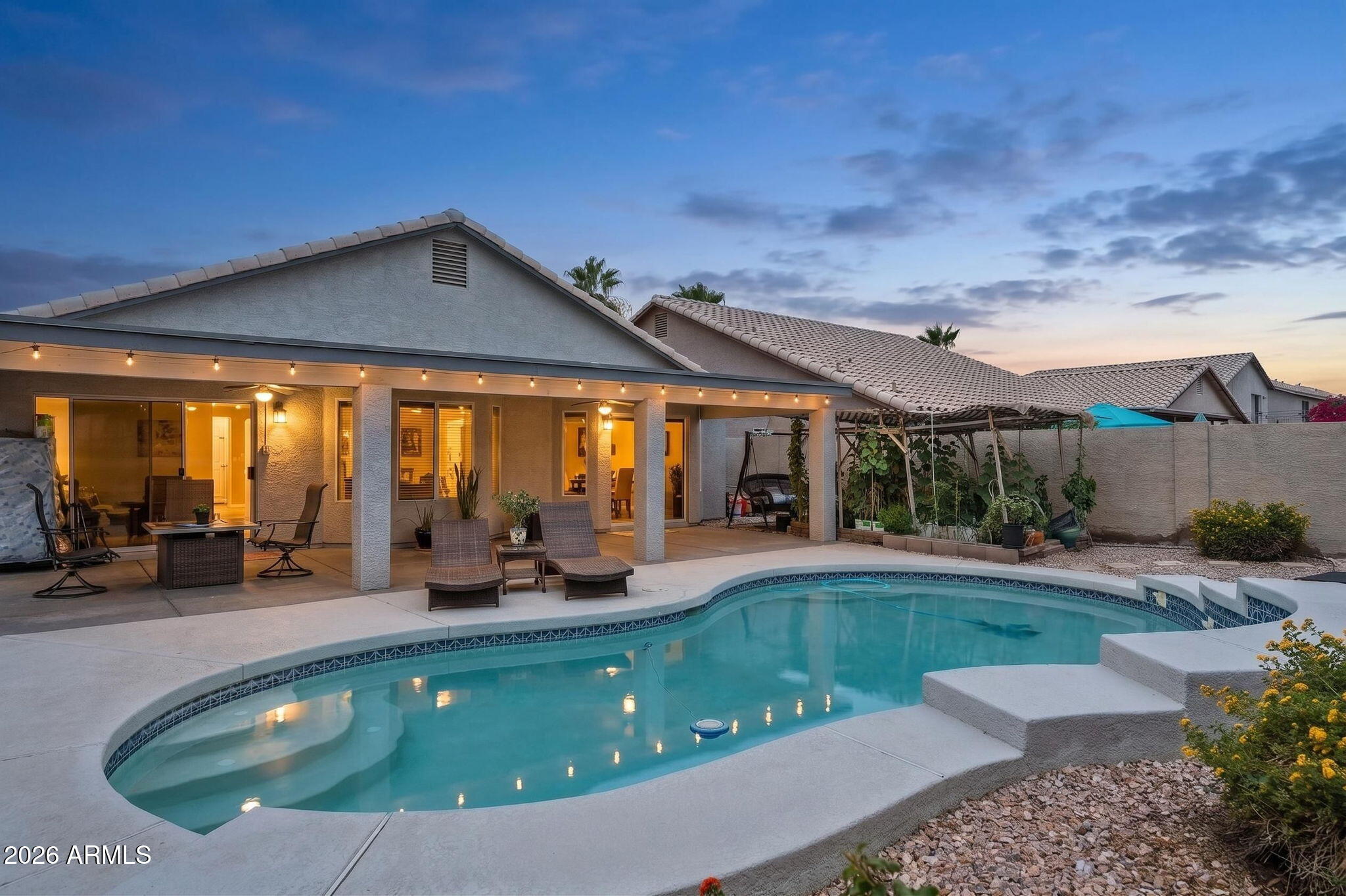 Looking to be in a golf community in Gilbert?! Check out this beautiful 3 bed, 2 bath, 1,570, 2 car garage, 1 level, with a pool!  Updates include granite countertops, updated bathrooms, tiled master shower, white cabinets.  Backyard is a paradise with extended patio, stucco fence and sparkling pool.  House is tucked into the neighborhood and close to all shopping and freeways.