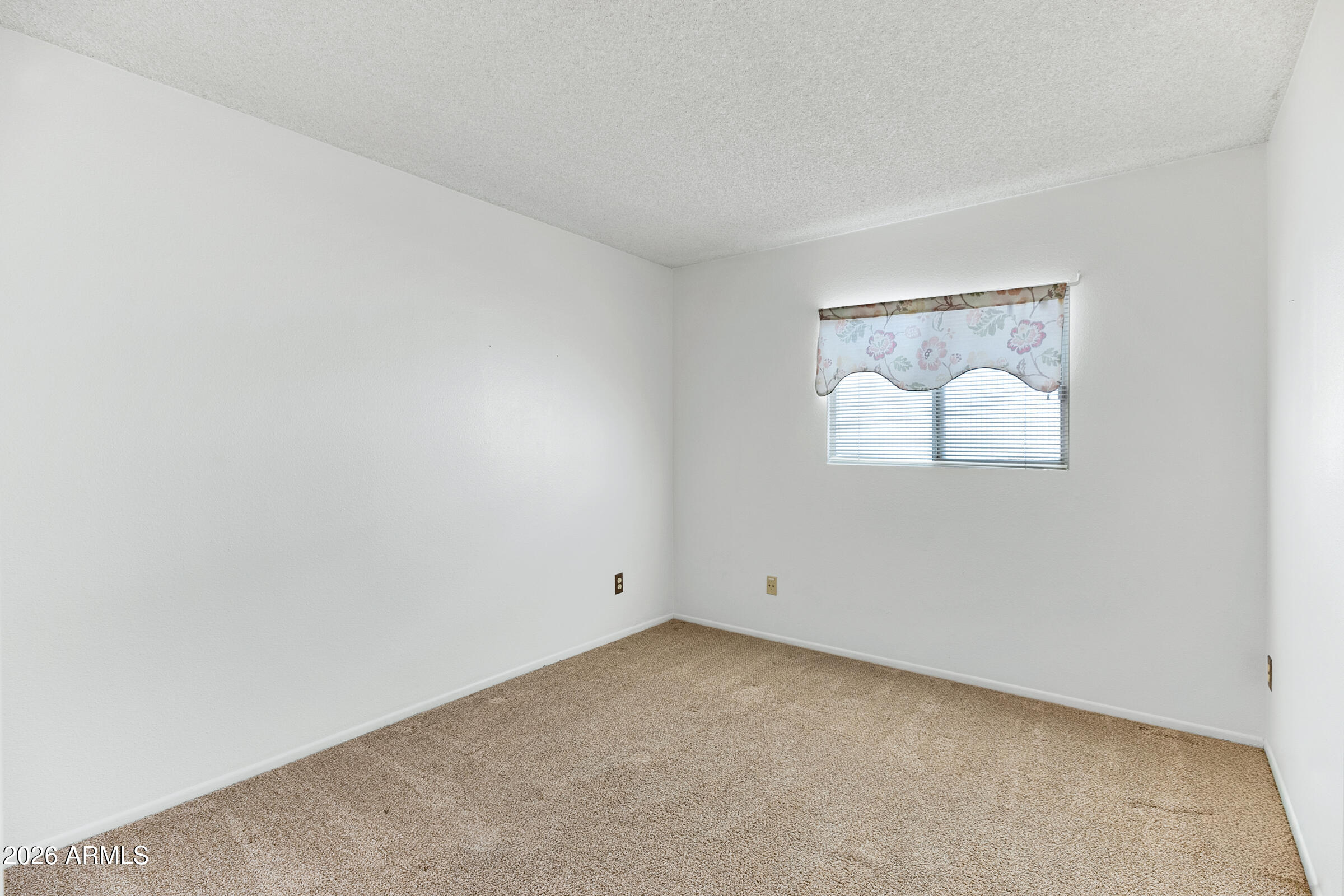 TEMPE GARDENS 19 LOT 2042-2114 - Residential