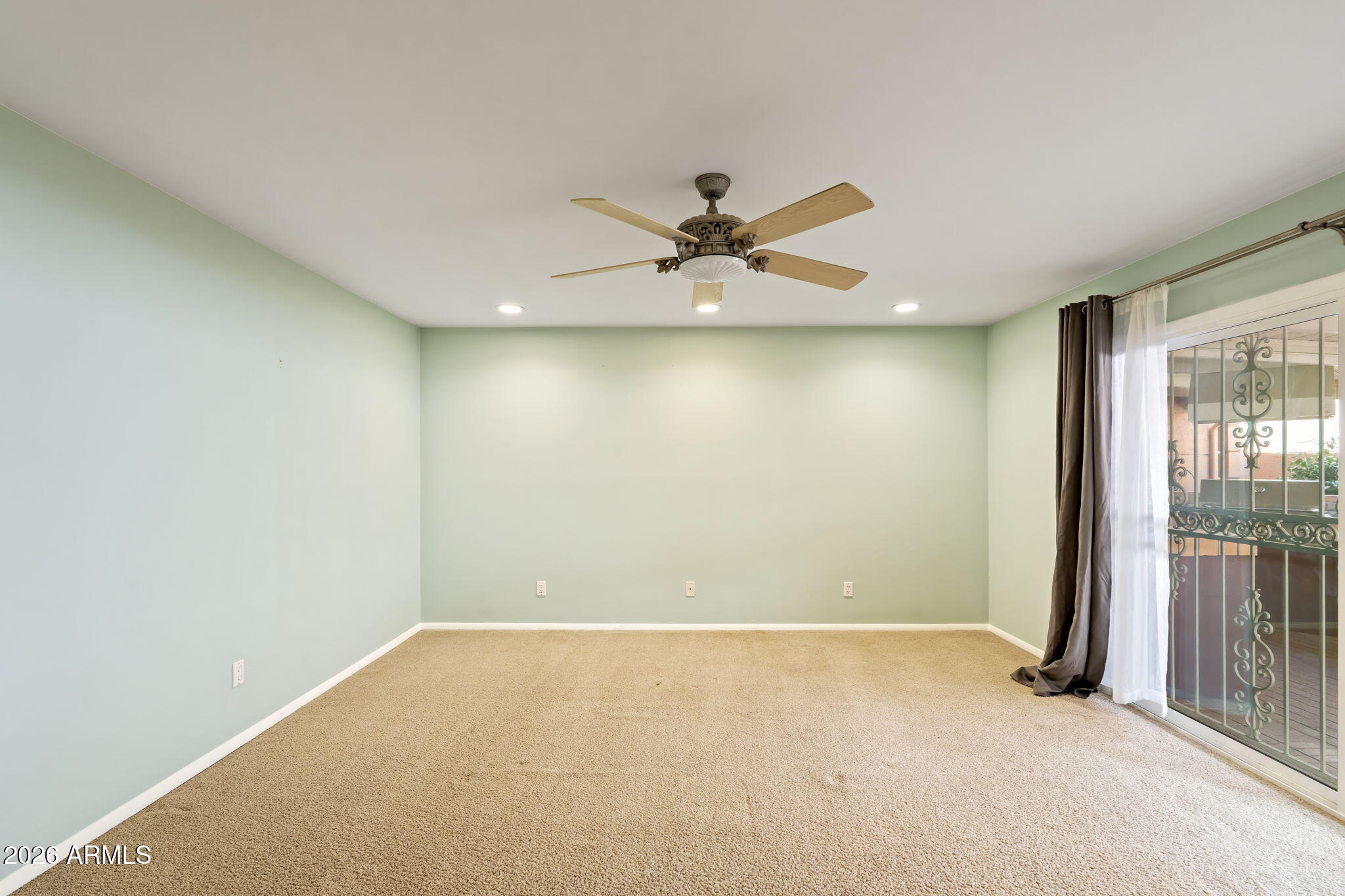 LA JOLLA - Residential Lease