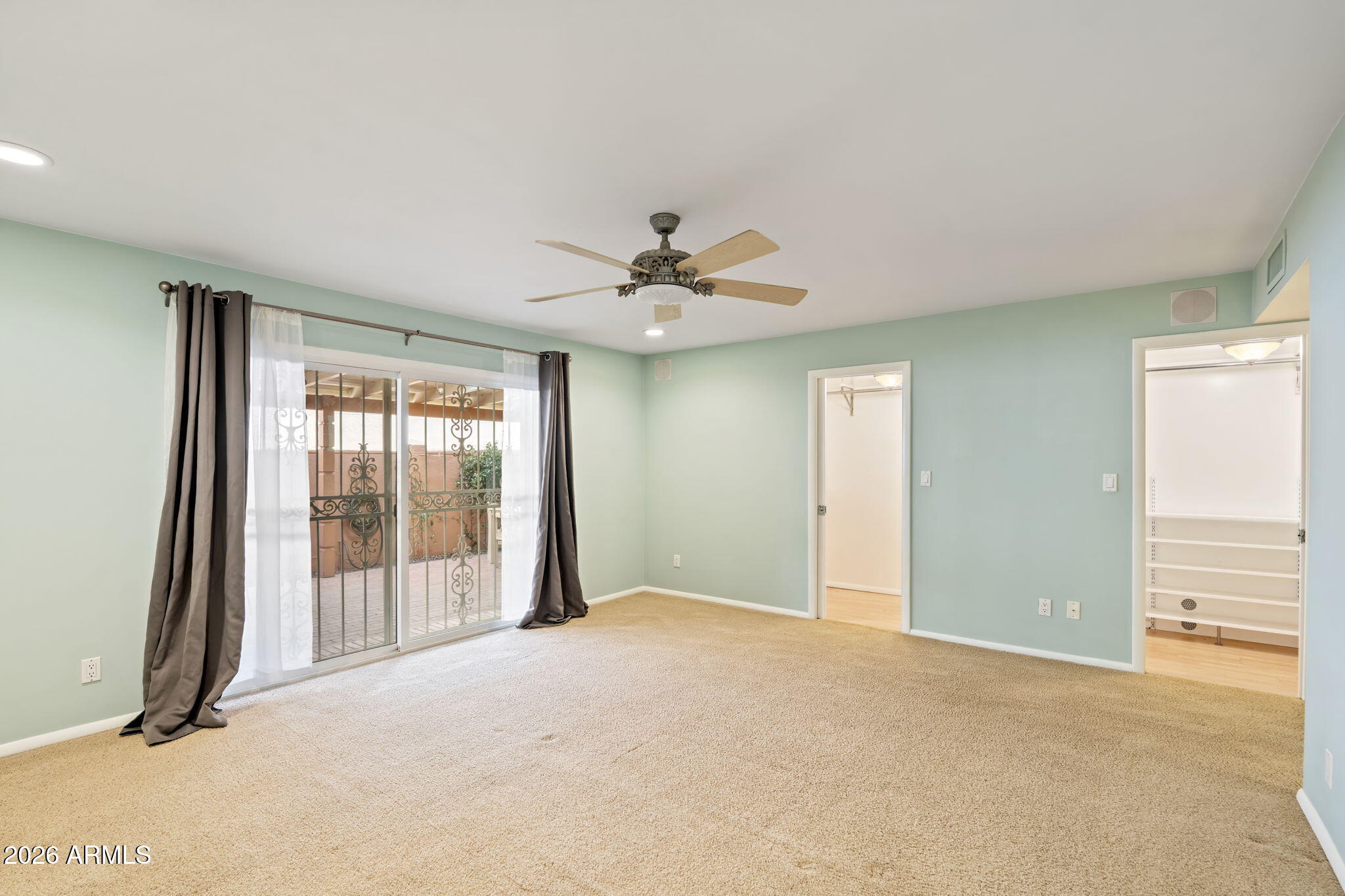 LA JOLLA - Residential Lease