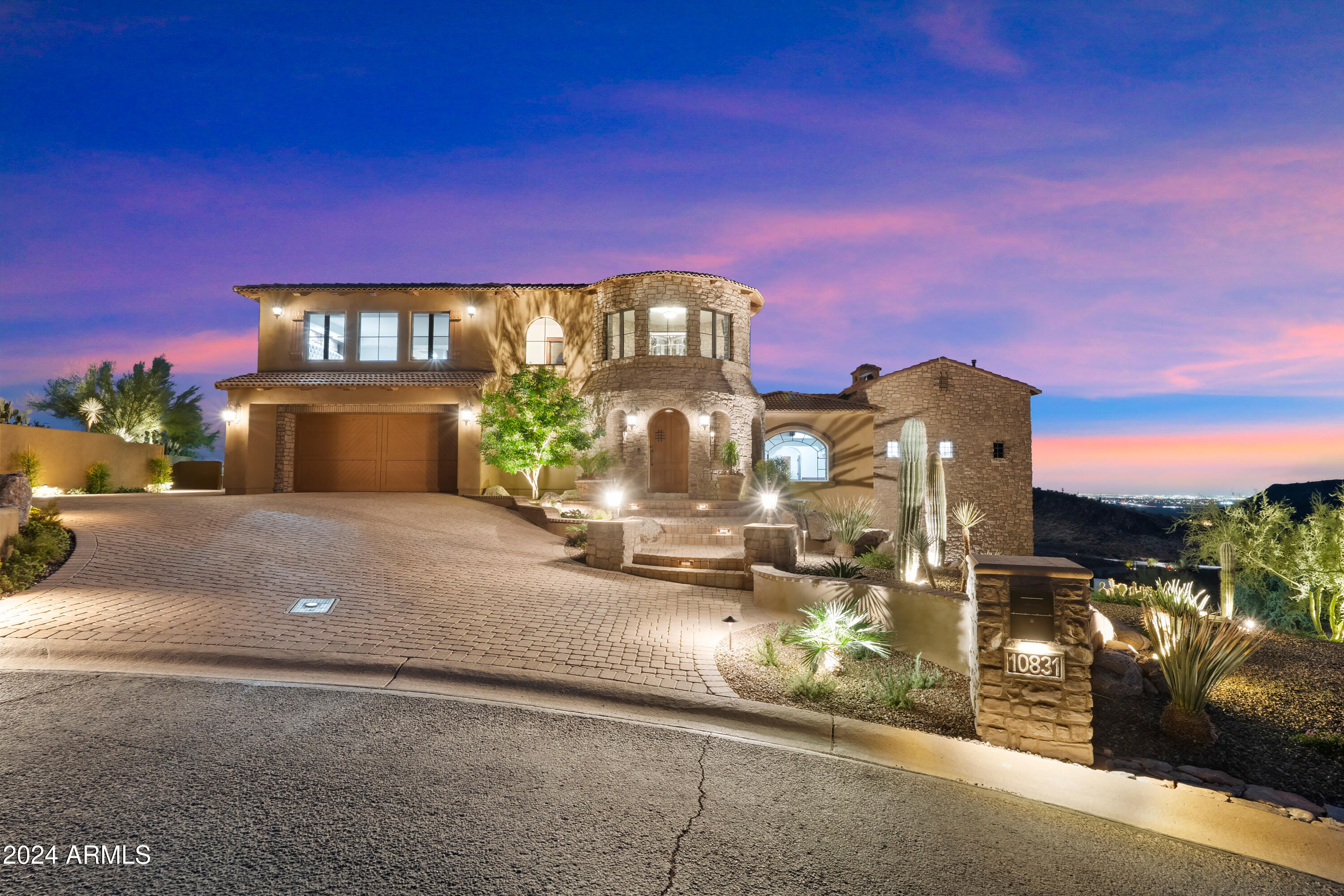 CRESTVIEW AT FOUNTAIN HILLS - Residential