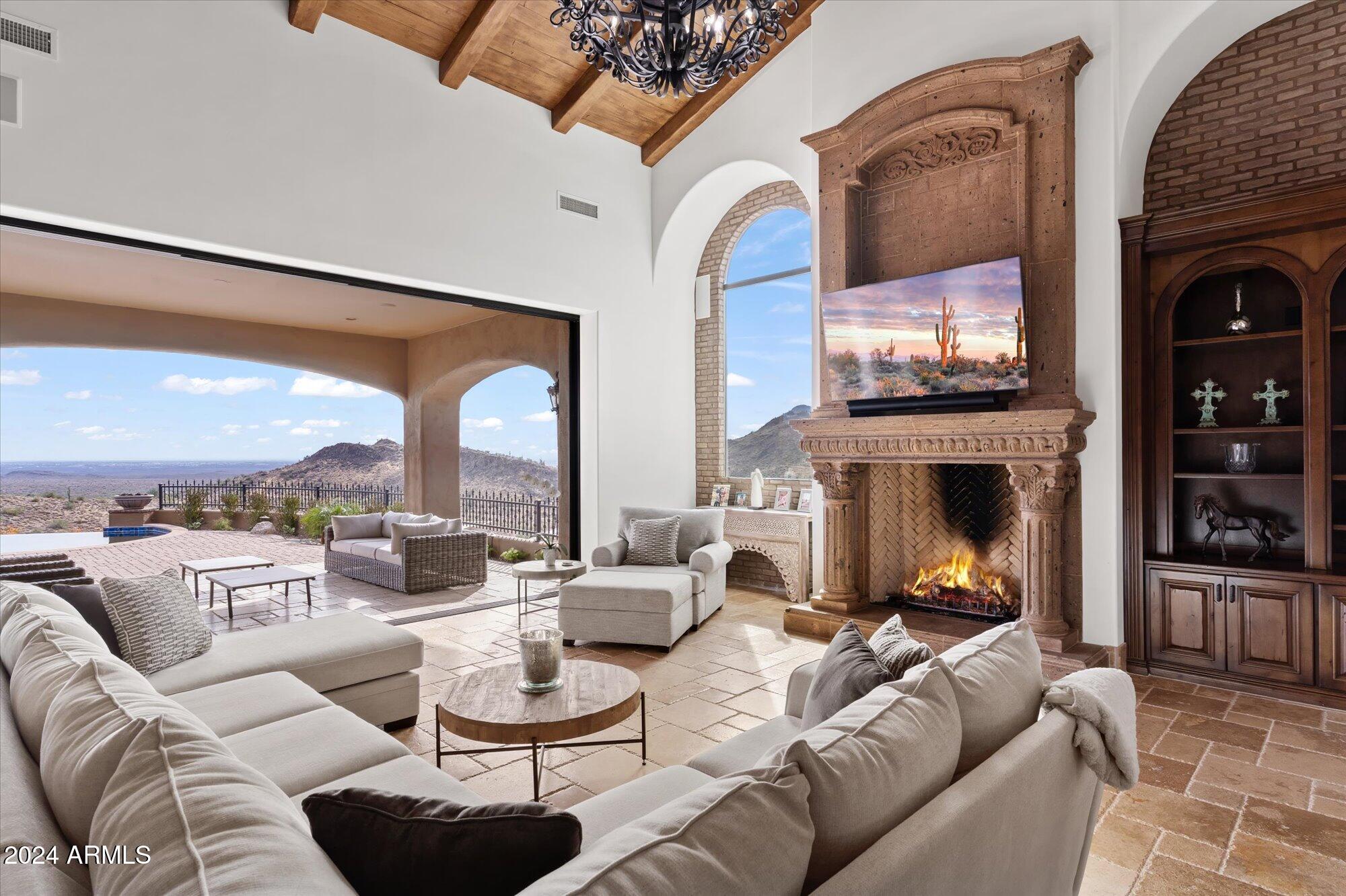 CRESTVIEW AT FOUNTAIN HILLS - Residential