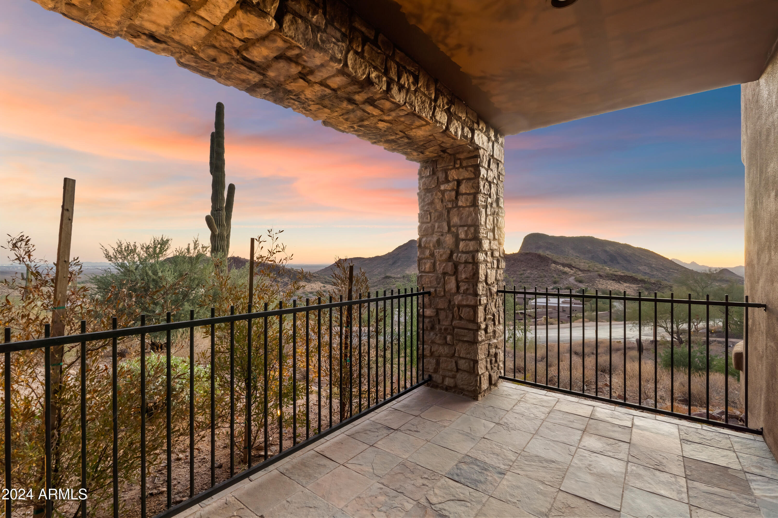 CRESTVIEW AT FOUNTAIN HILLS - Residential