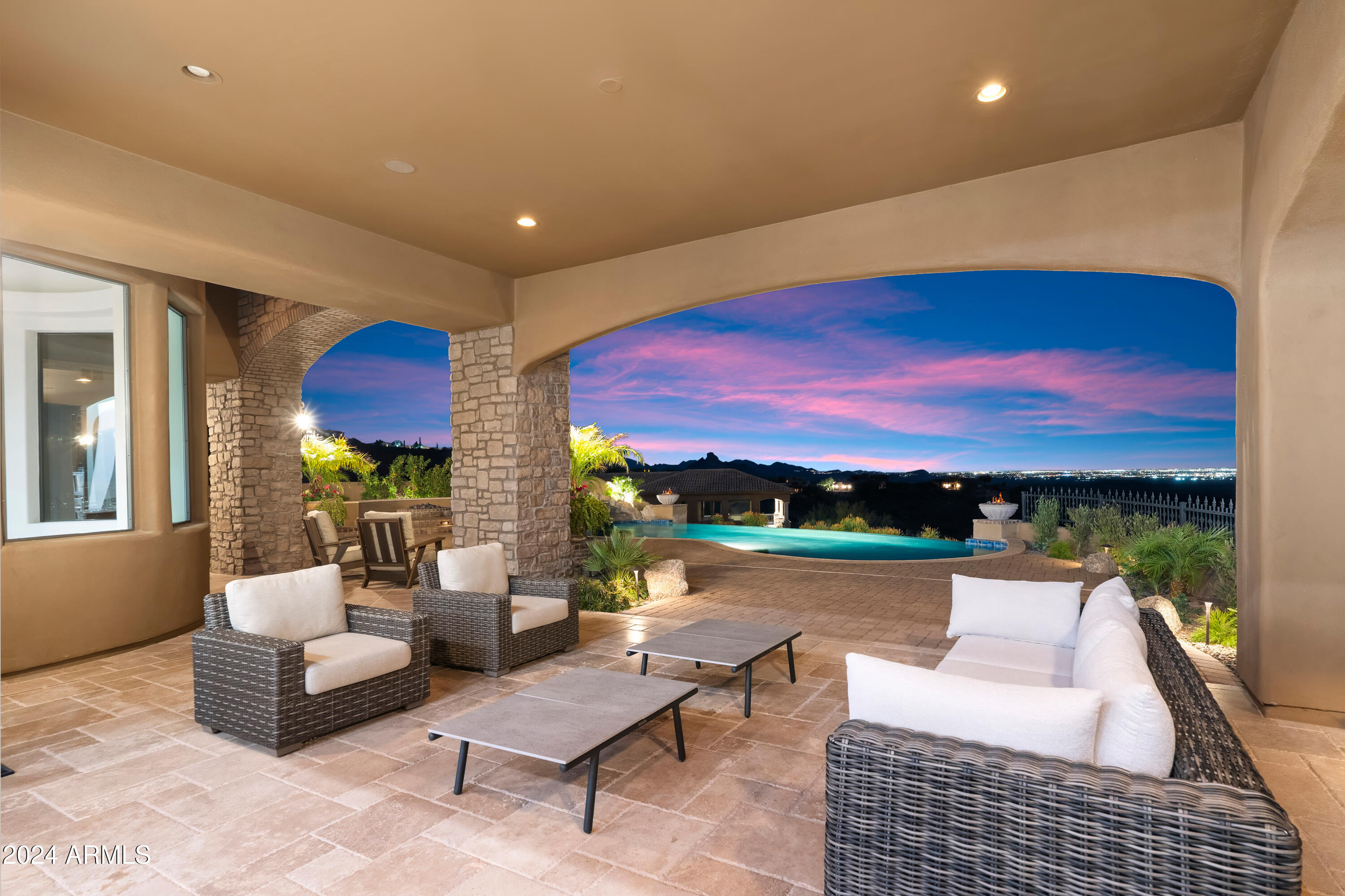 CRESTVIEW AT FOUNTAIN HILLS - Residential