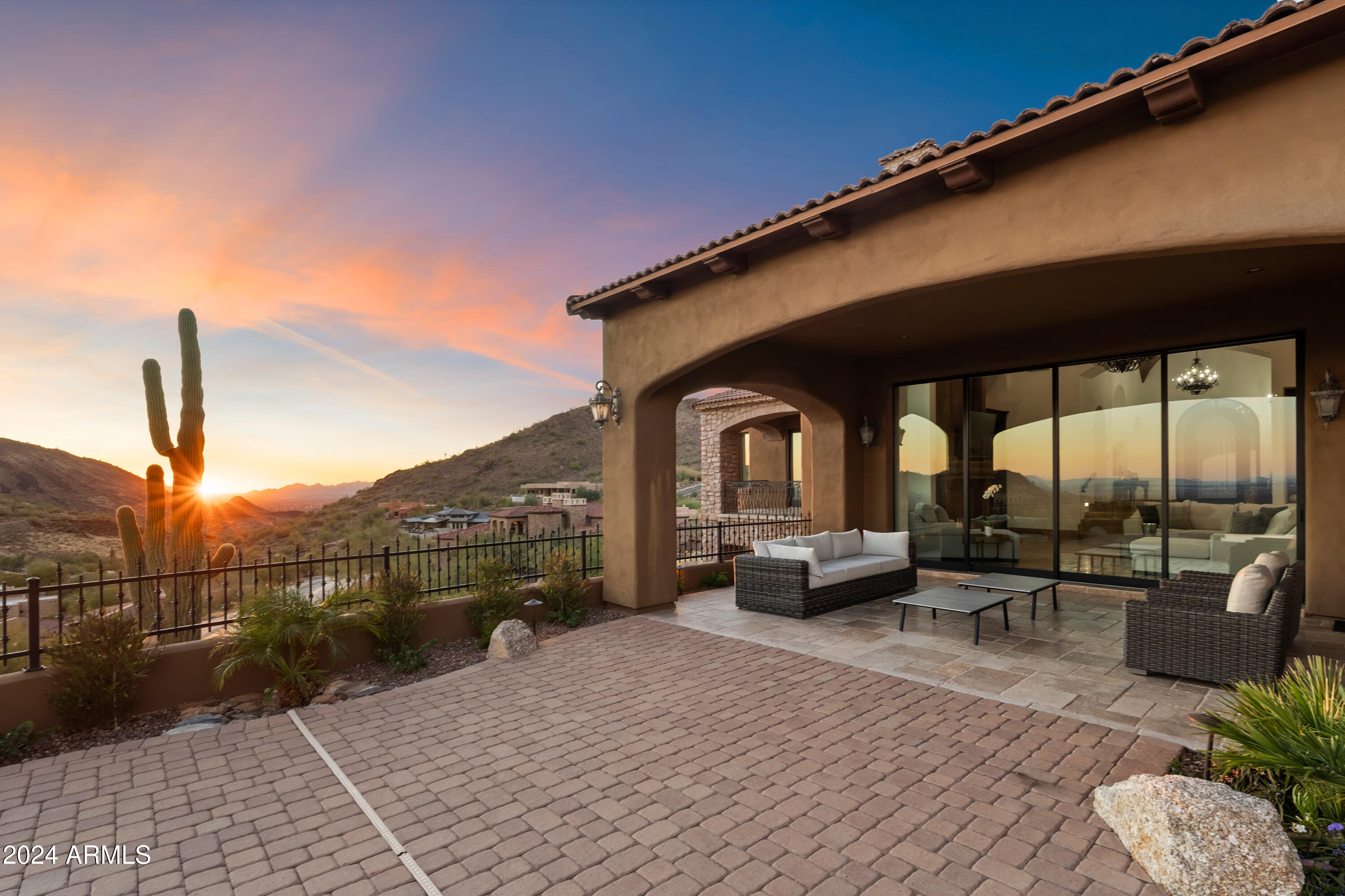 CRESTVIEW AT FOUNTAIN HILLS - Residential