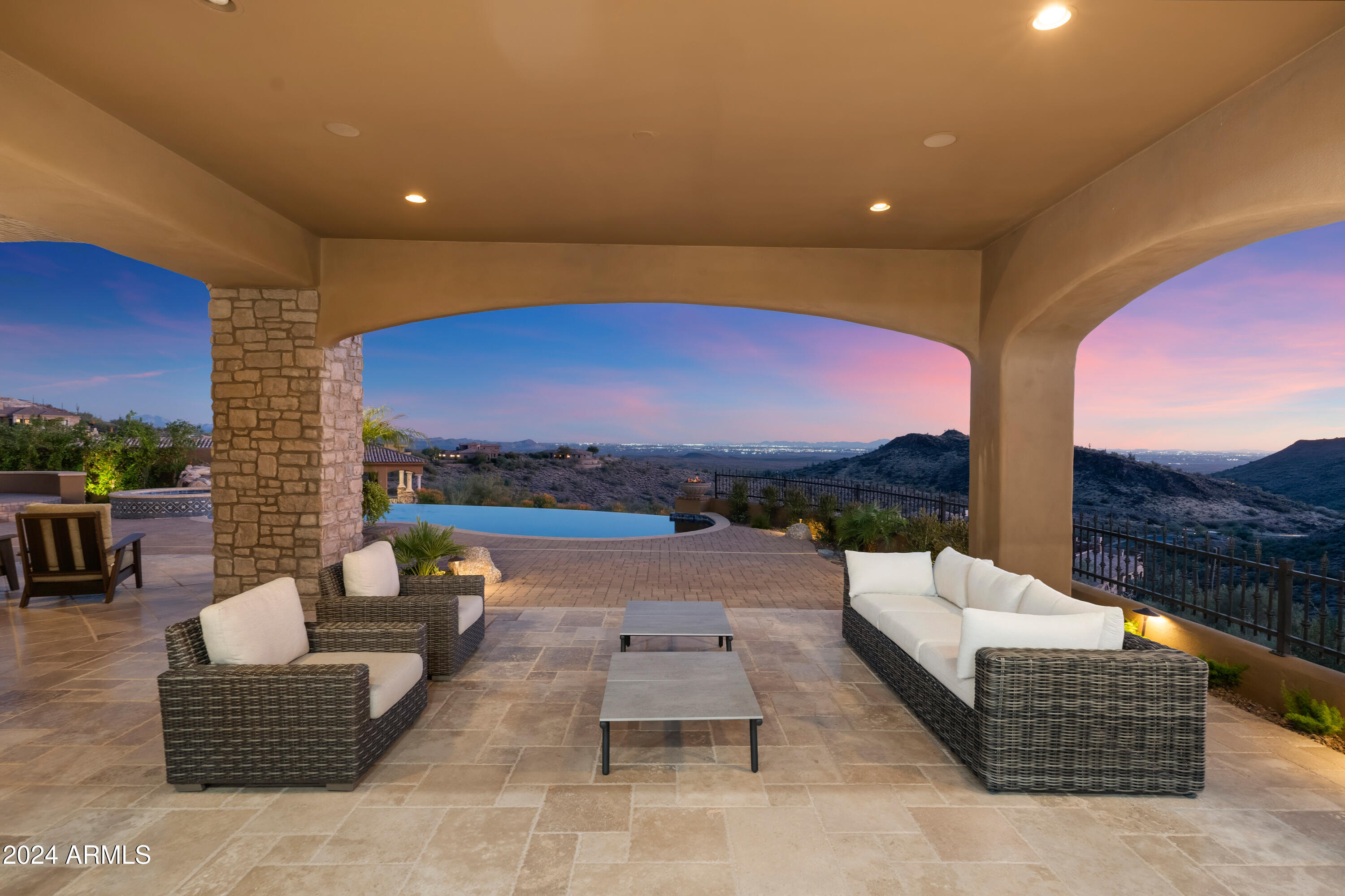 CRESTVIEW AT FOUNTAIN HILLS - Residential