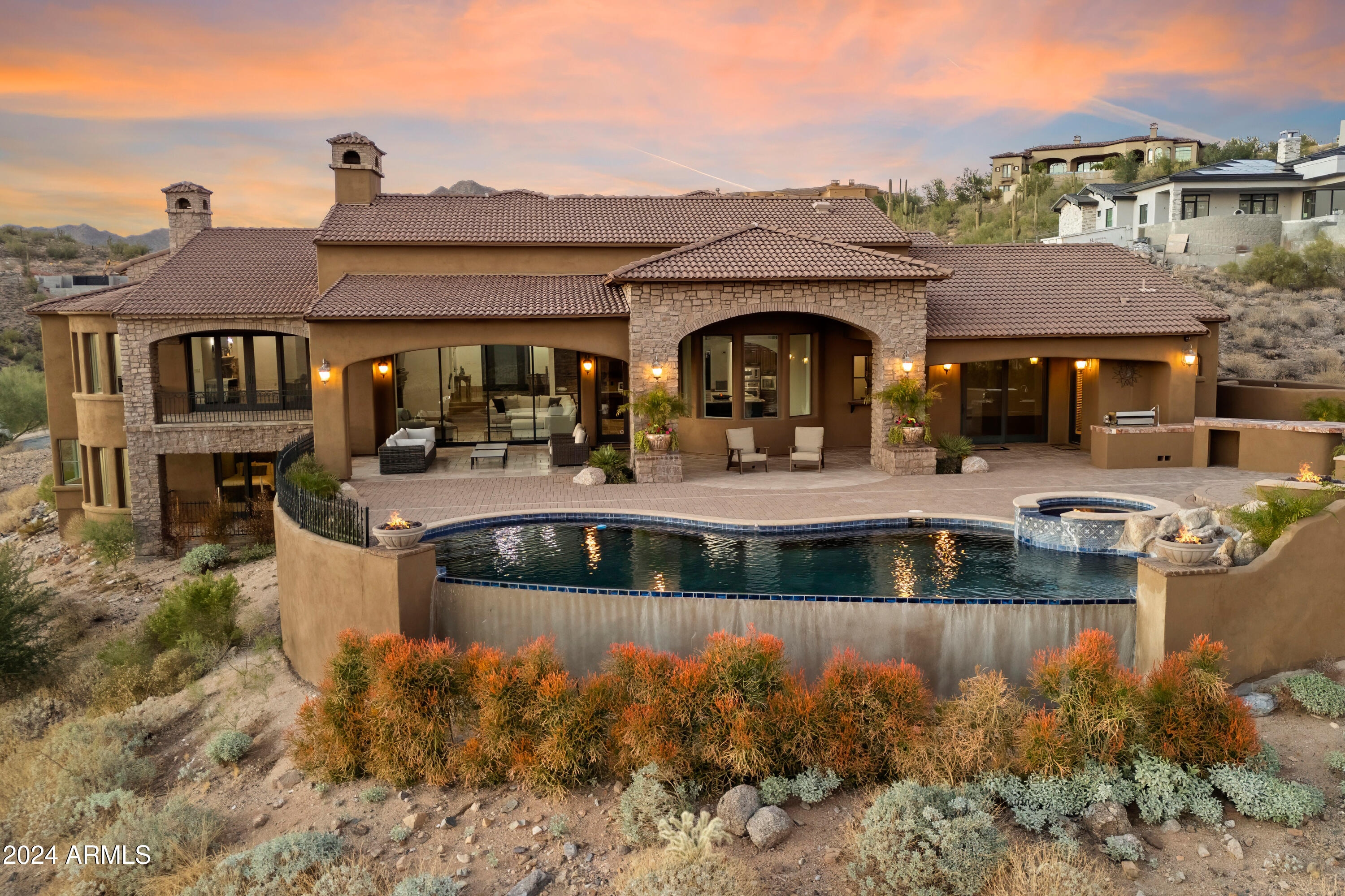CRESTVIEW AT FOUNTAIN HILLS - Residential
