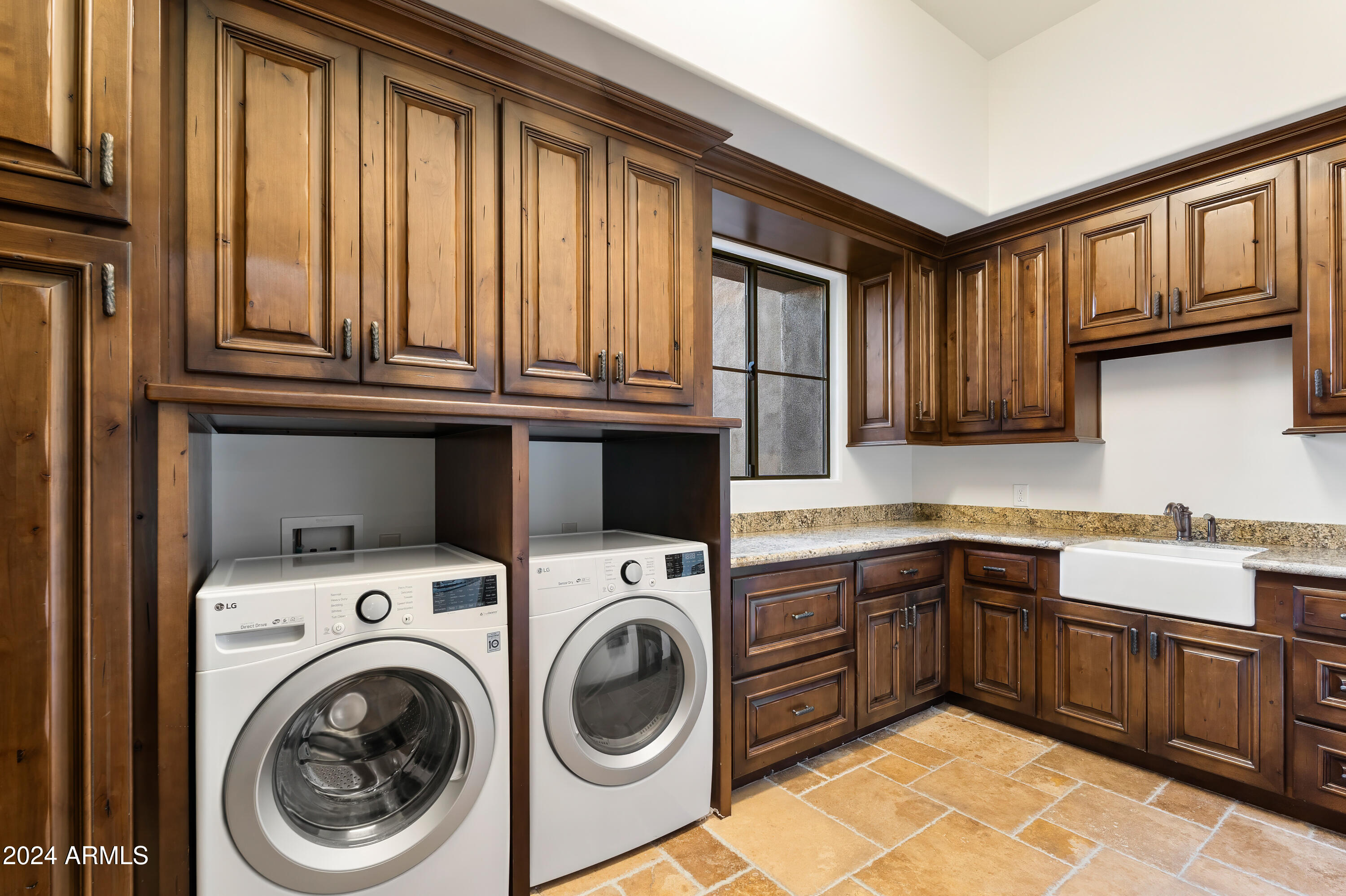 CRESTVIEW AT FOUNTAIN HILLS - Residential