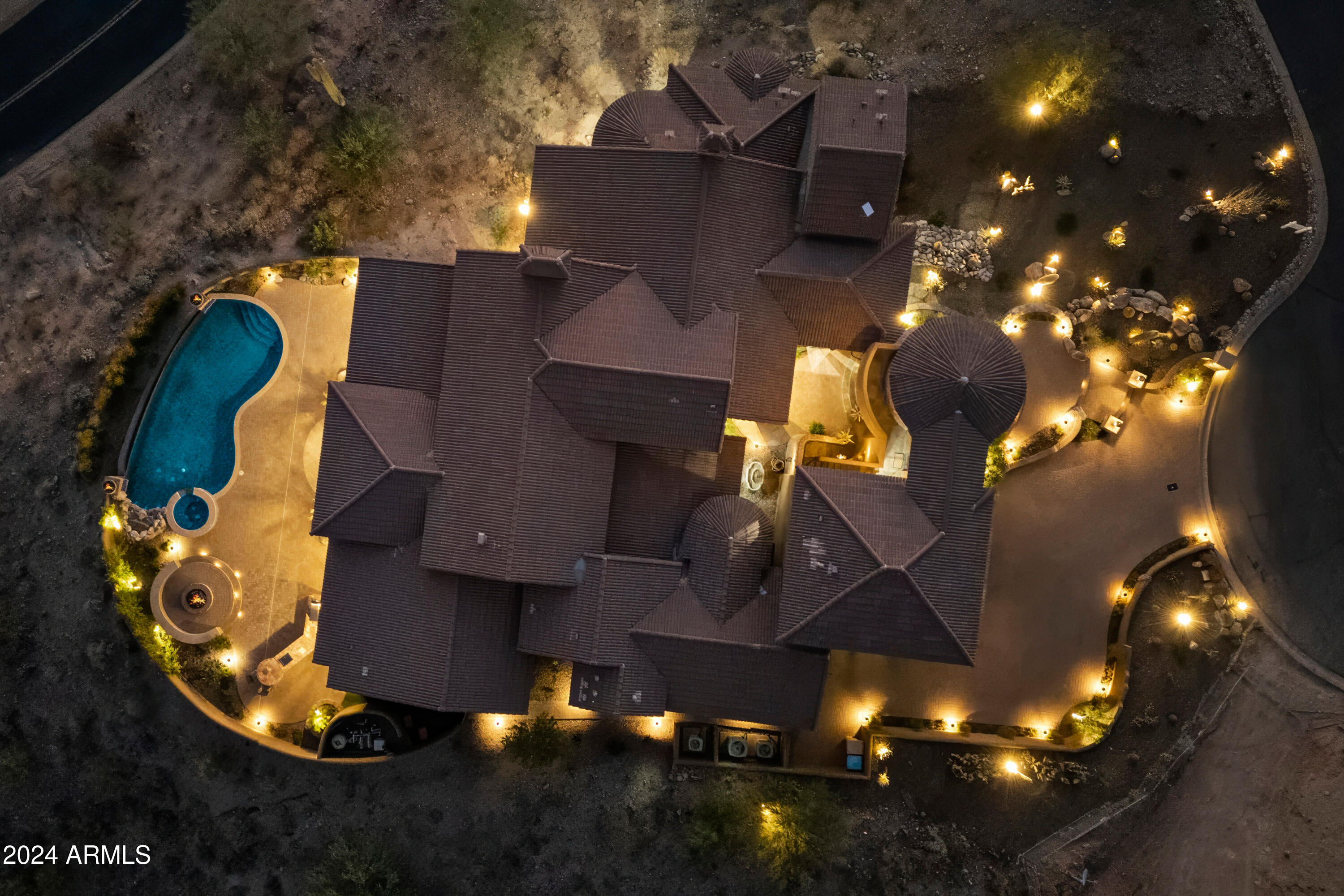 CRESTVIEW AT FOUNTAIN HILLS - Residential