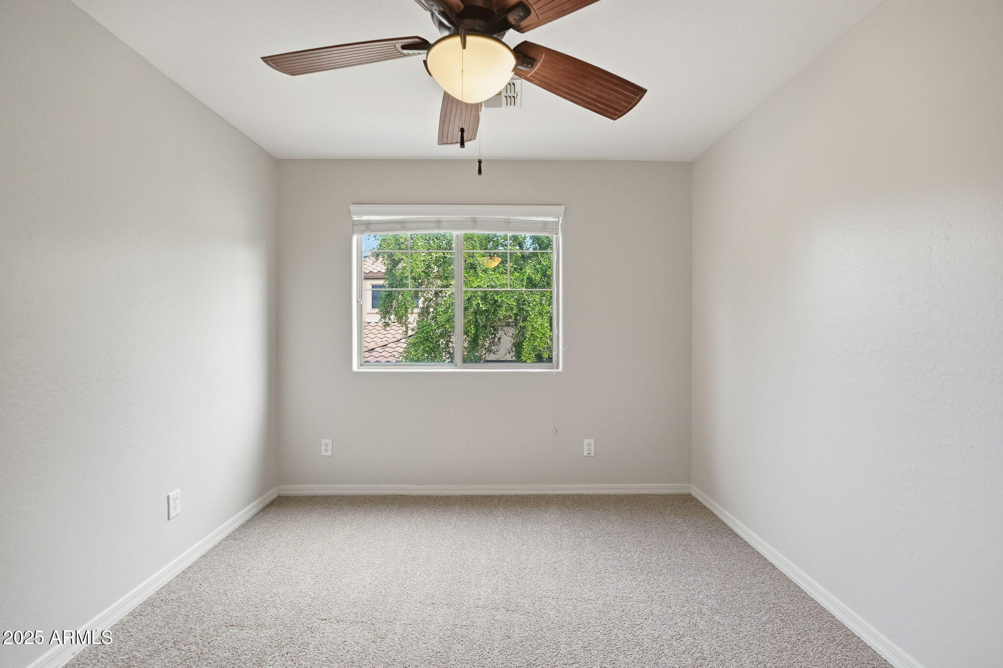 ANTHEM UNIT 101 - Residential Lease