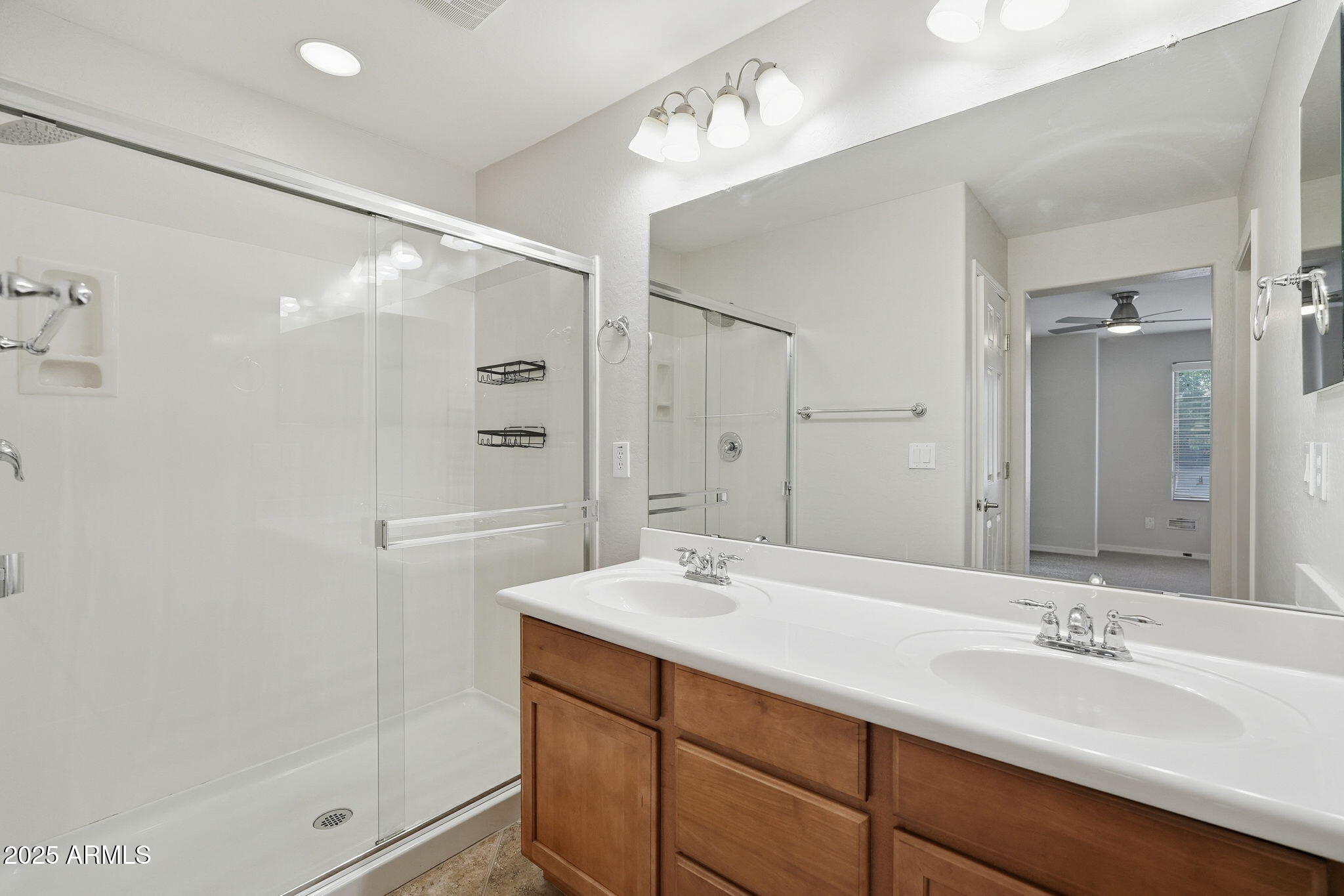 ANTHEM UNIT 101 - Residential Lease