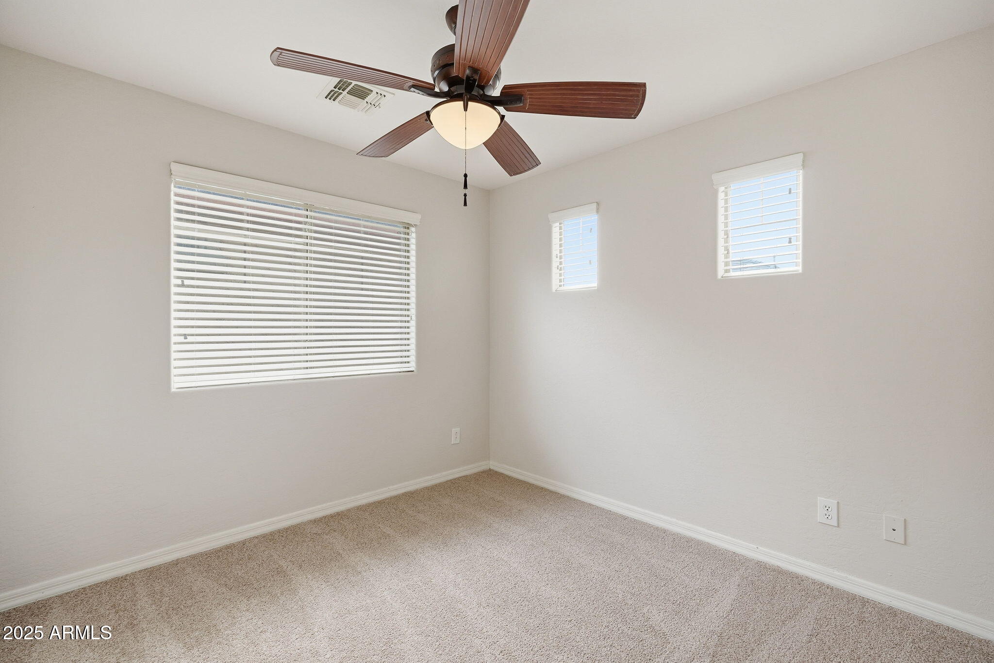 ANTHEM UNIT 101 - Residential Lease