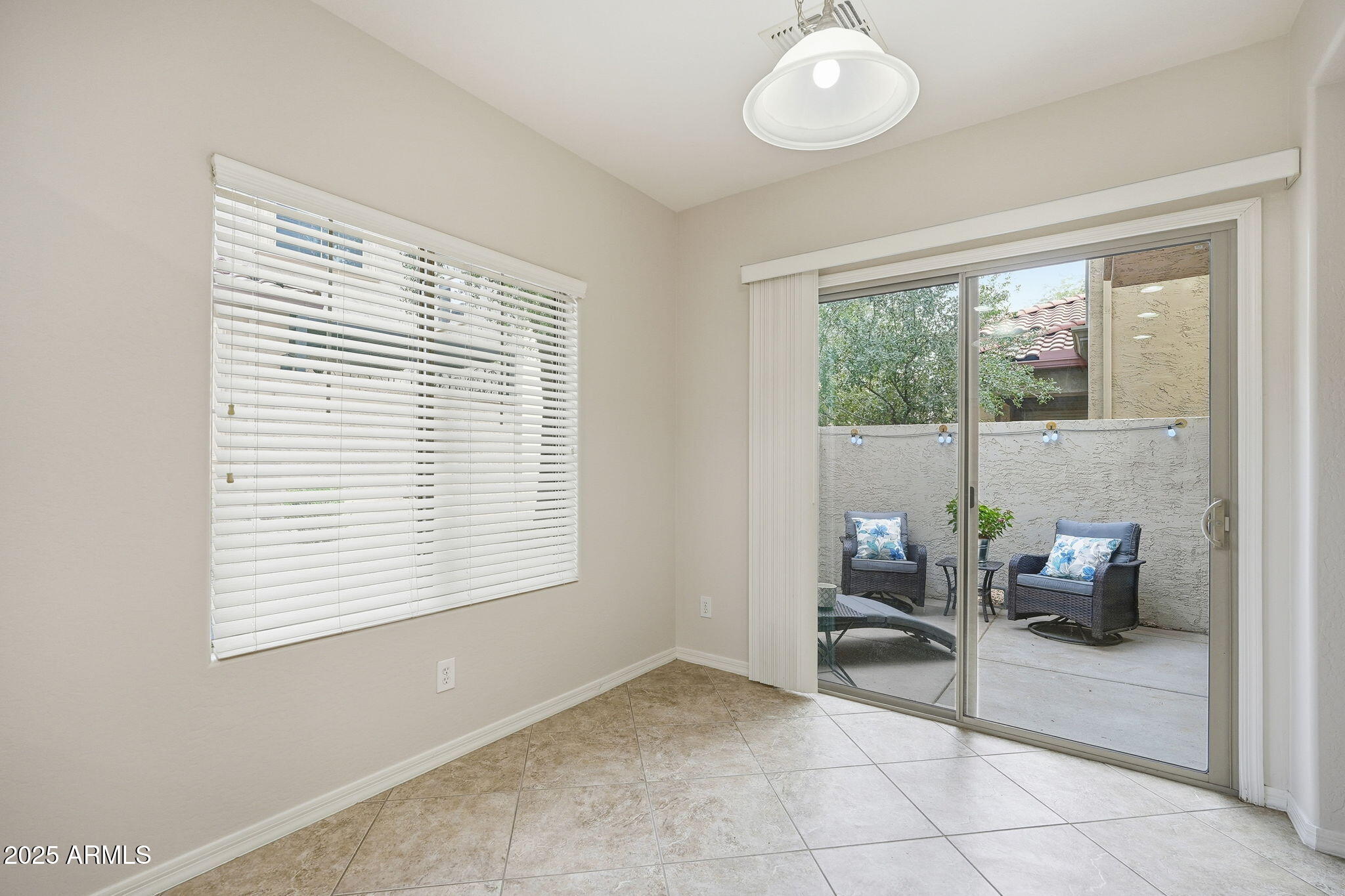 ANTHEM UNIT 101 - Residential Lease